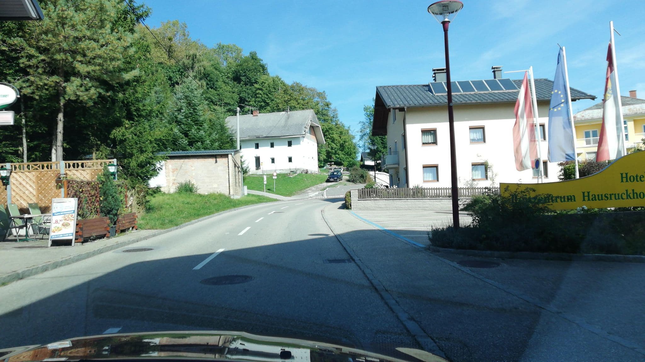 Street view near Sporthotel Parcours, Ampflwang — © gzin (CC BY-SA · Mapillary)