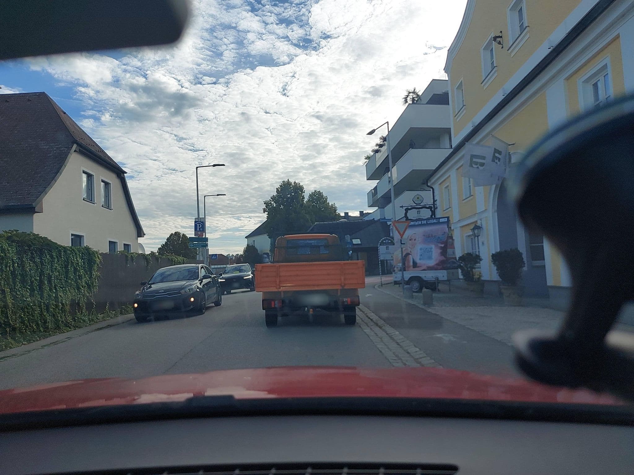Street view near Hotel Biedermeierhof, Schärding — © mik007 (CC BY-SA · Mapillary)