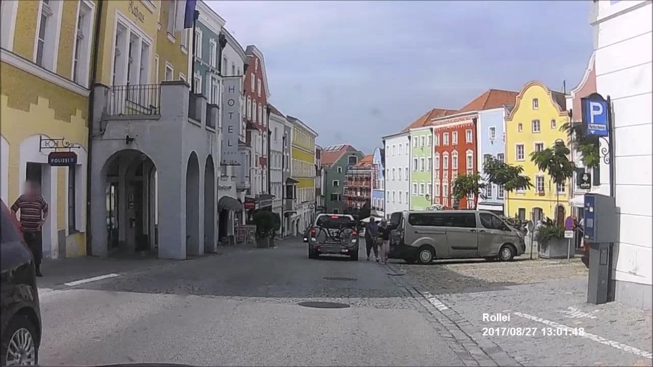 Street view near Hotel ' Zur Stiege' Walter Schneebauer, Schärding — © sennewald63 (CC BY-SA · Mapillary)