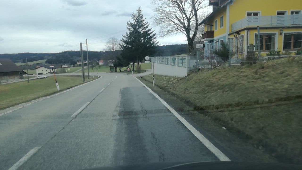 Street view near Kühberger Franz, Frankenburg — © curmet (CC BY-SA · Mapillary)