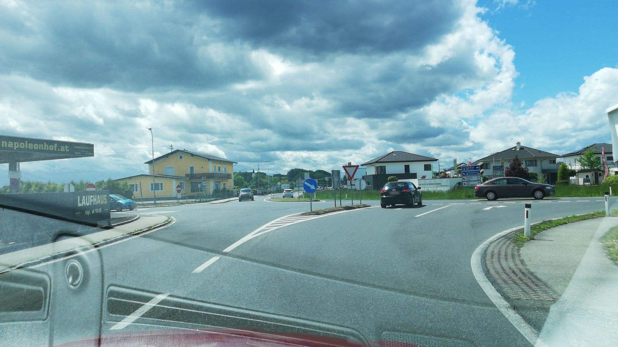 Street view near Napoleonhof, Kremsdorf — © gzin (CC BY-SA · Mapillary)
