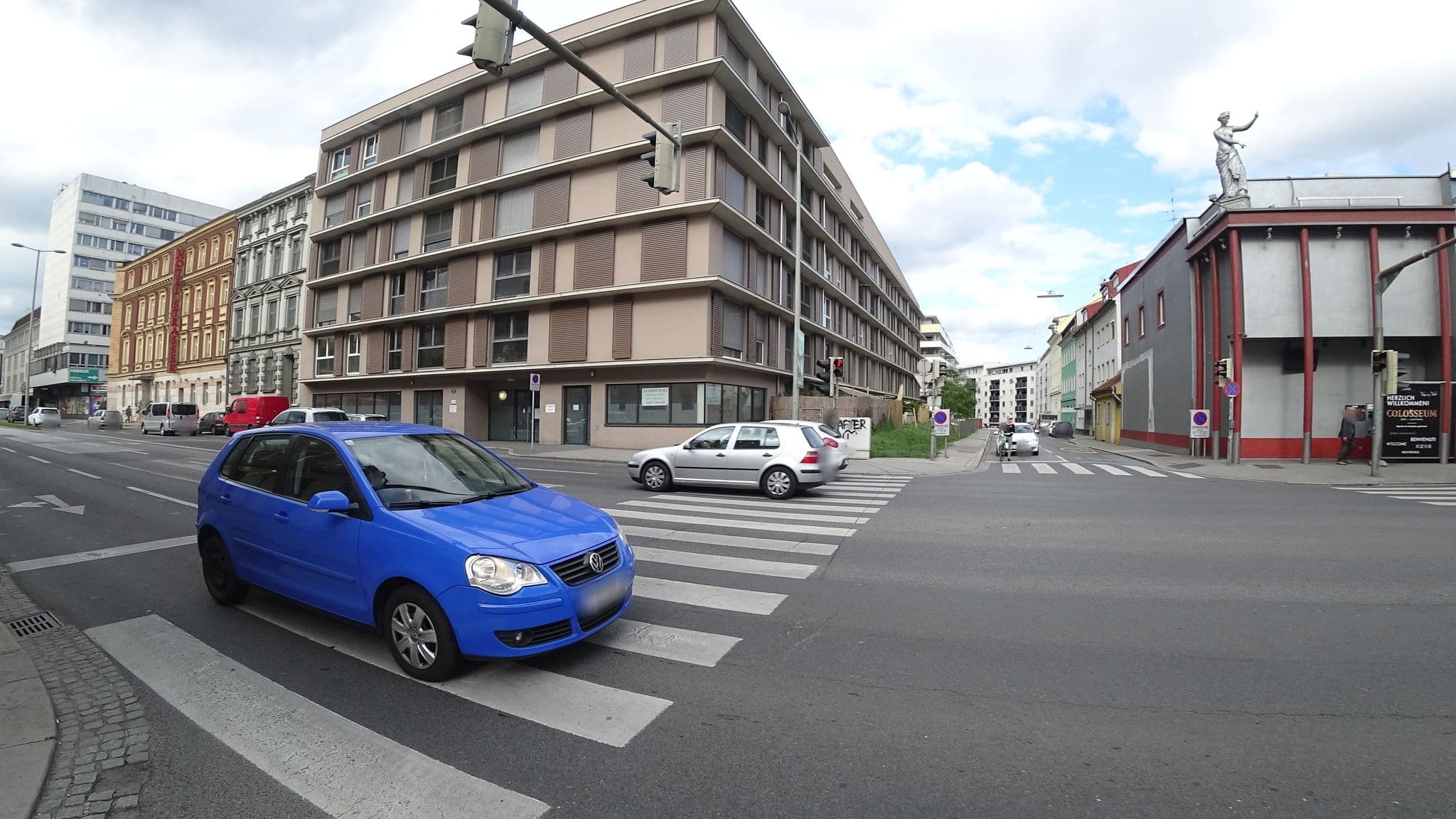 Street view near Gasthof Grazerstüberl, Gries — © mapbench (CC BY-SA · Mapillary)