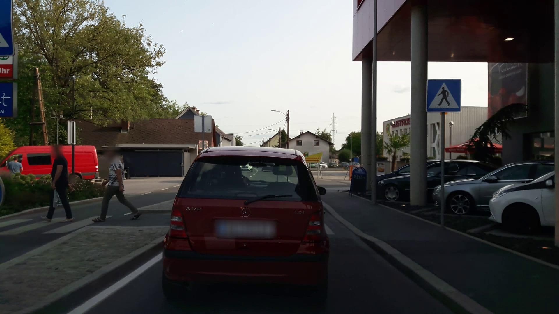 Street view near Gasthaus Flurlwirt, Puntigam — © stefan147 (CC BY-SA · Mapillary)