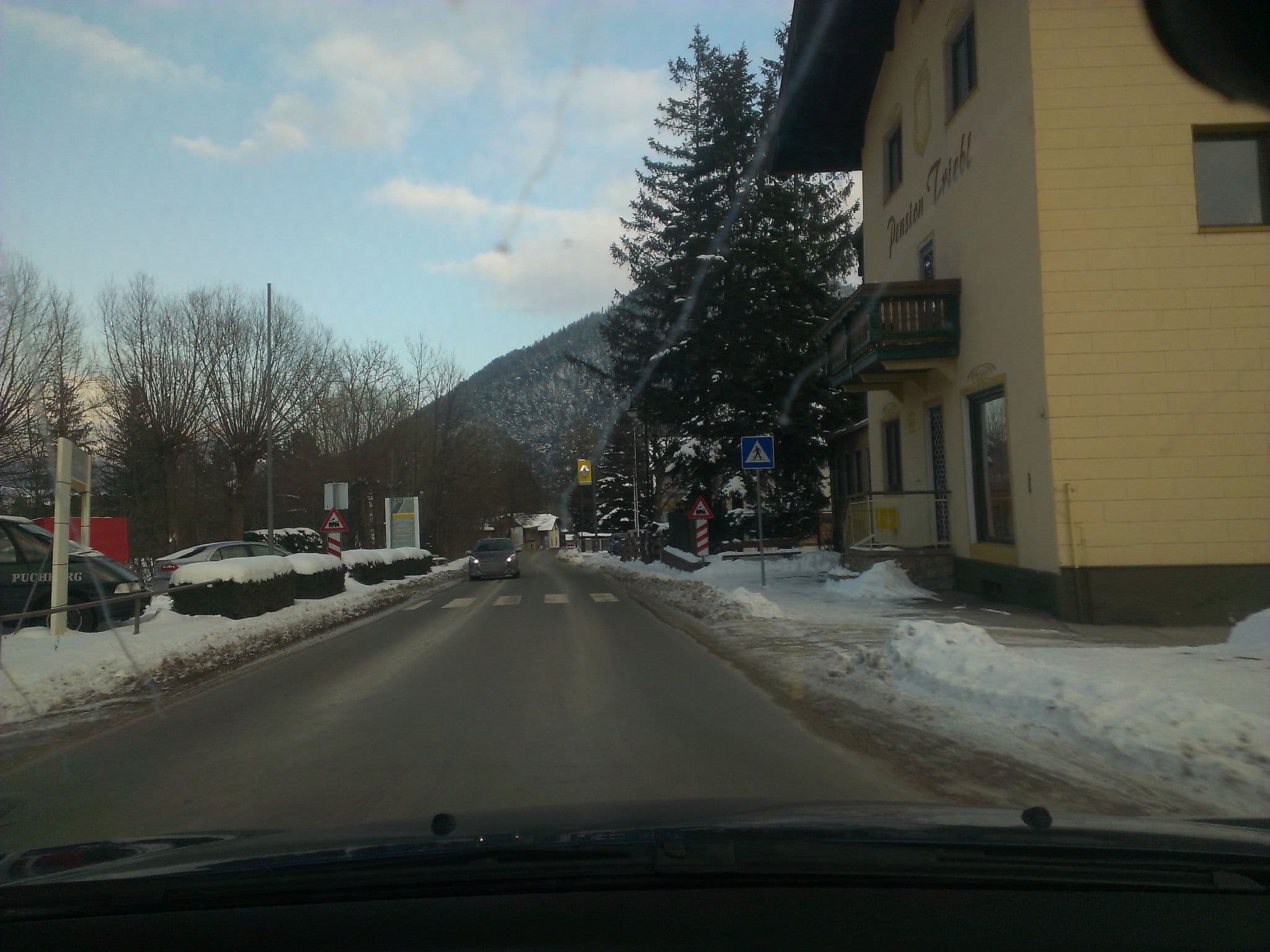 Street view near Maria Luise Zee, Puchberg am Schneeberg — © segi (CC BY-SA · Mapillary)