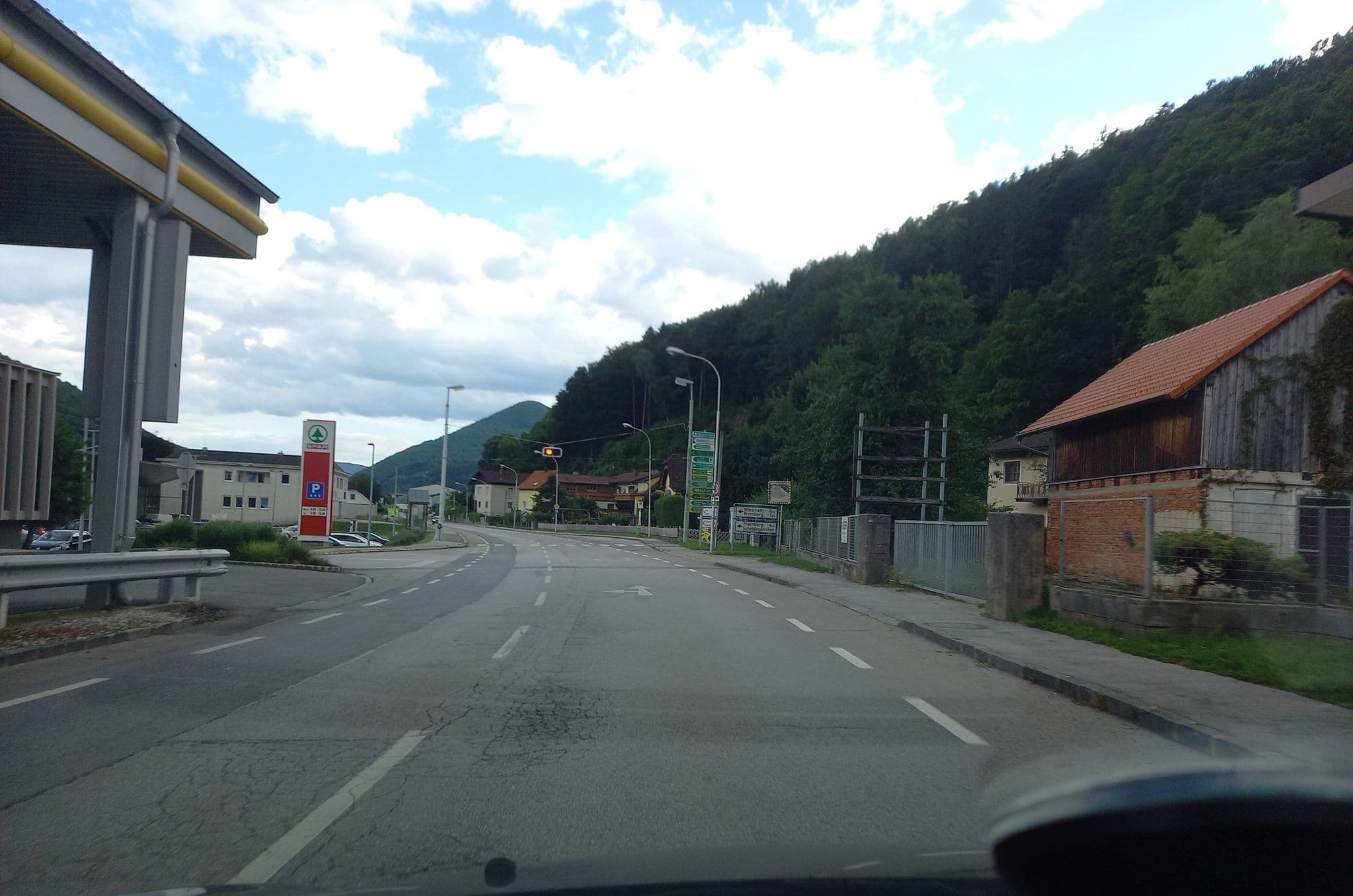 Street view near Otto Reisenbauer, Pitten — © bbdr (CC BY-SA · Mapillary)