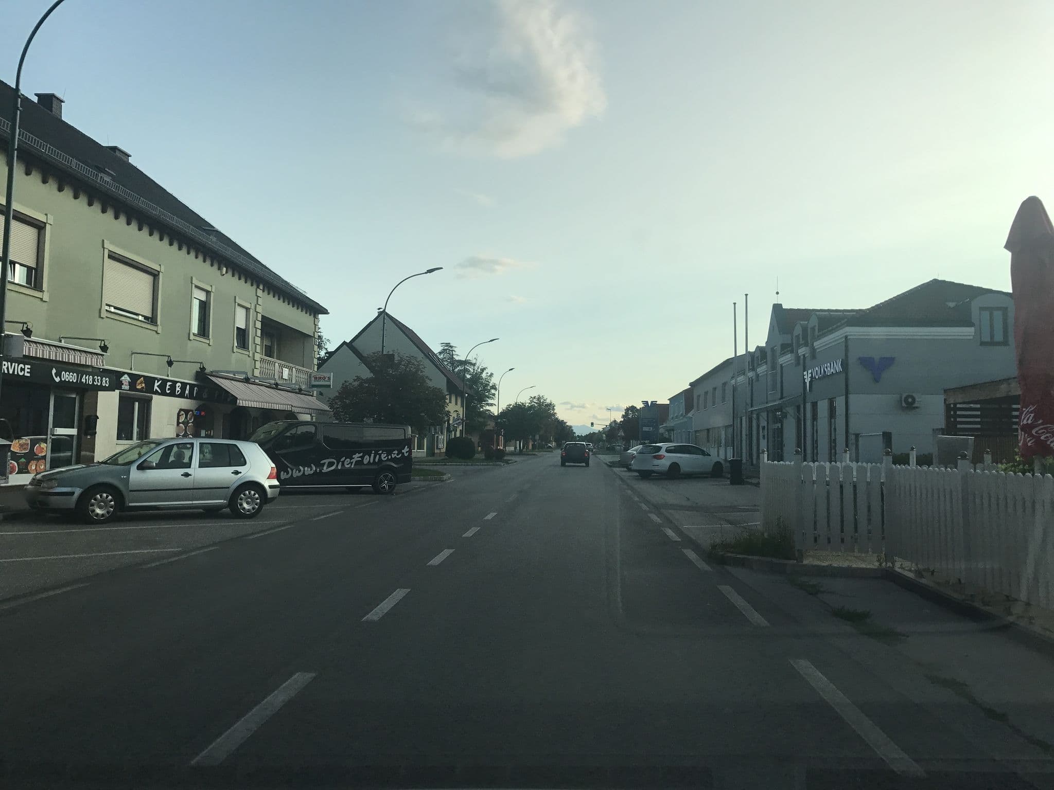 Street view near Gasthof Backhendl Station, Anna Pöltl, Felixdorf — © stefanweg (CC BY-SA · Mapillary)