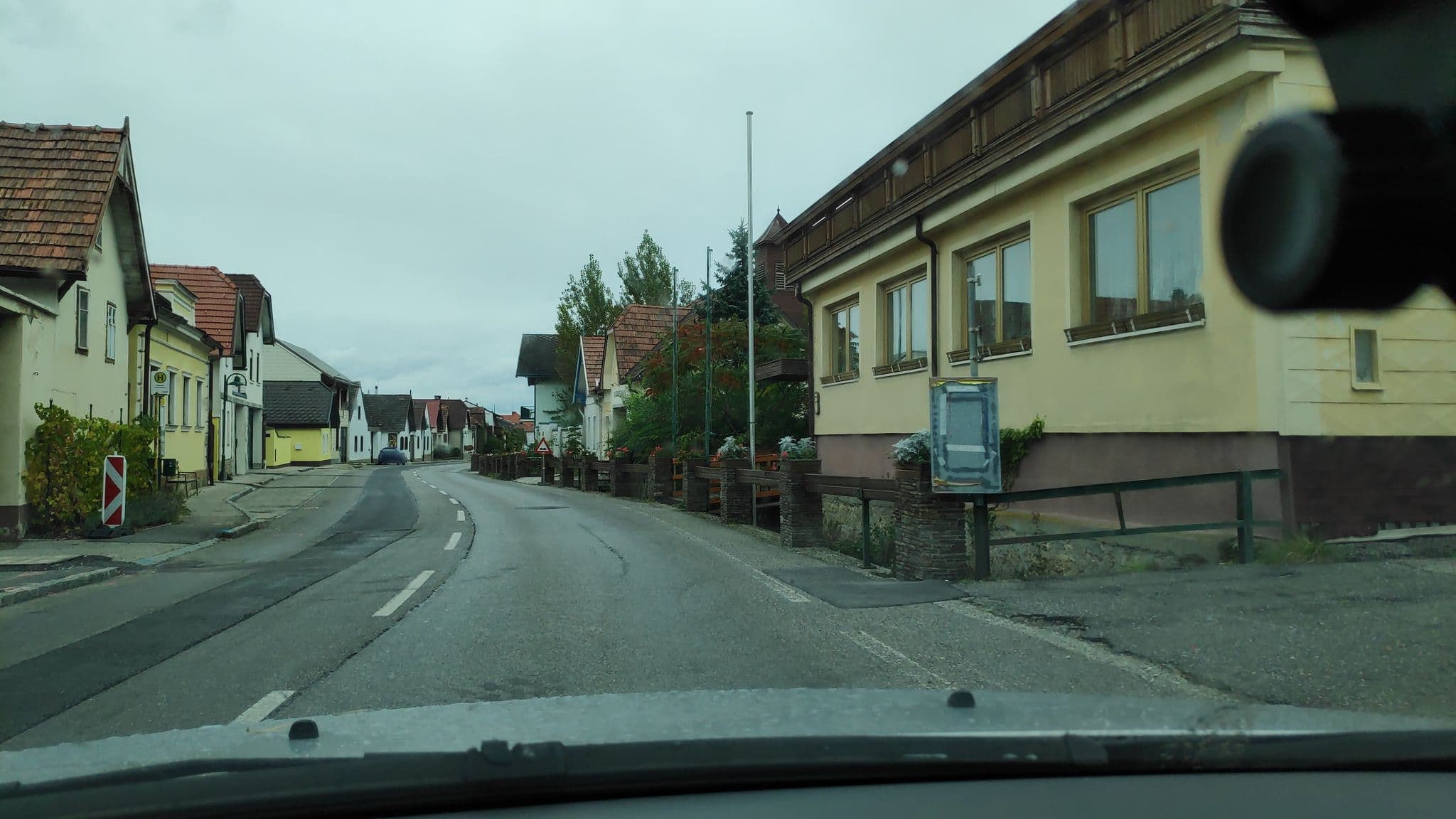 Street view near Gasthaus z Touristen, Würflach — © creep (CC BY-SA · Mapillary)