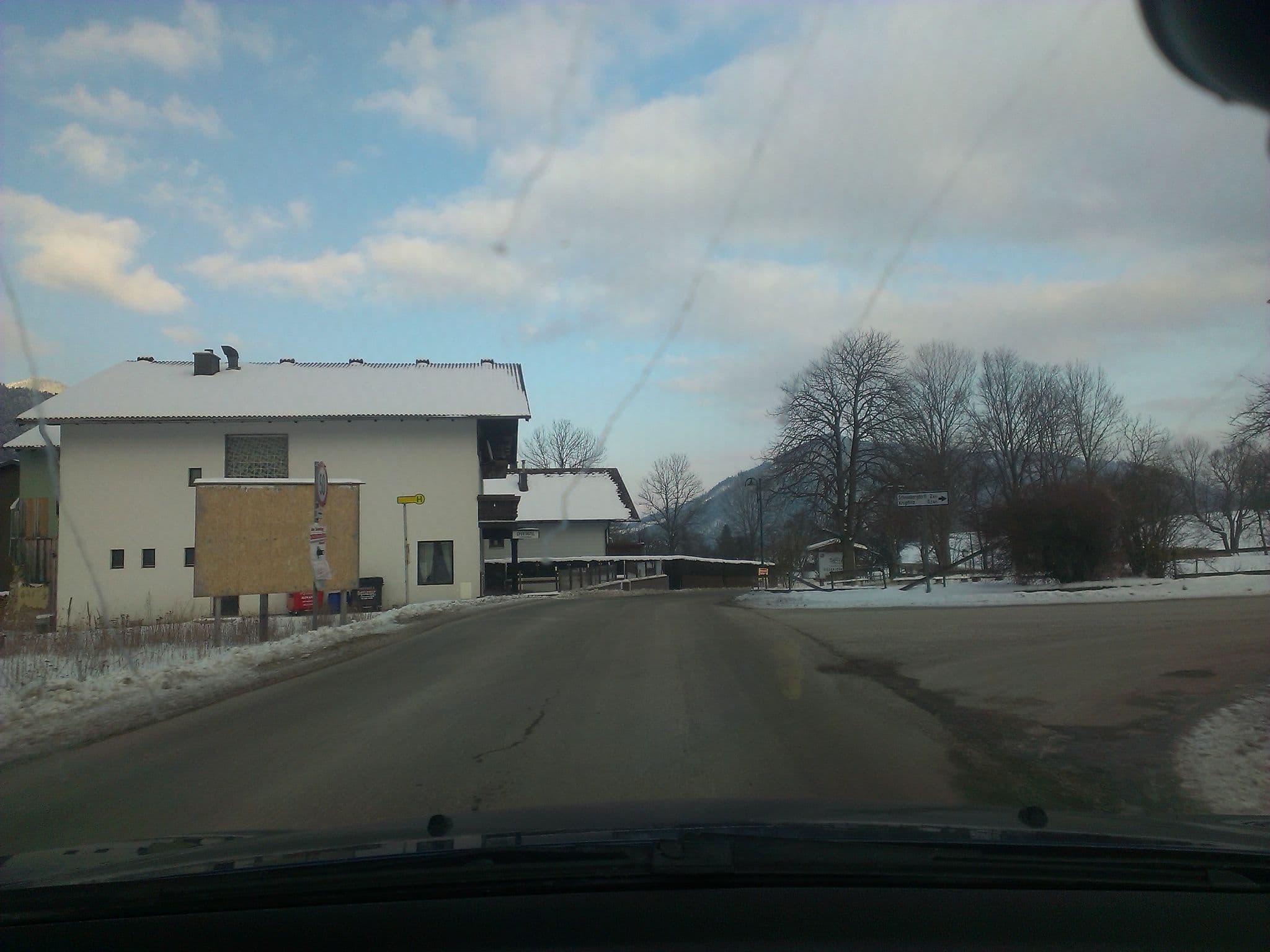 Street view near Hofwirt Grabenweger, Puchberg am Schneeberg — © segi (CC BY-SA · Mapillary)
