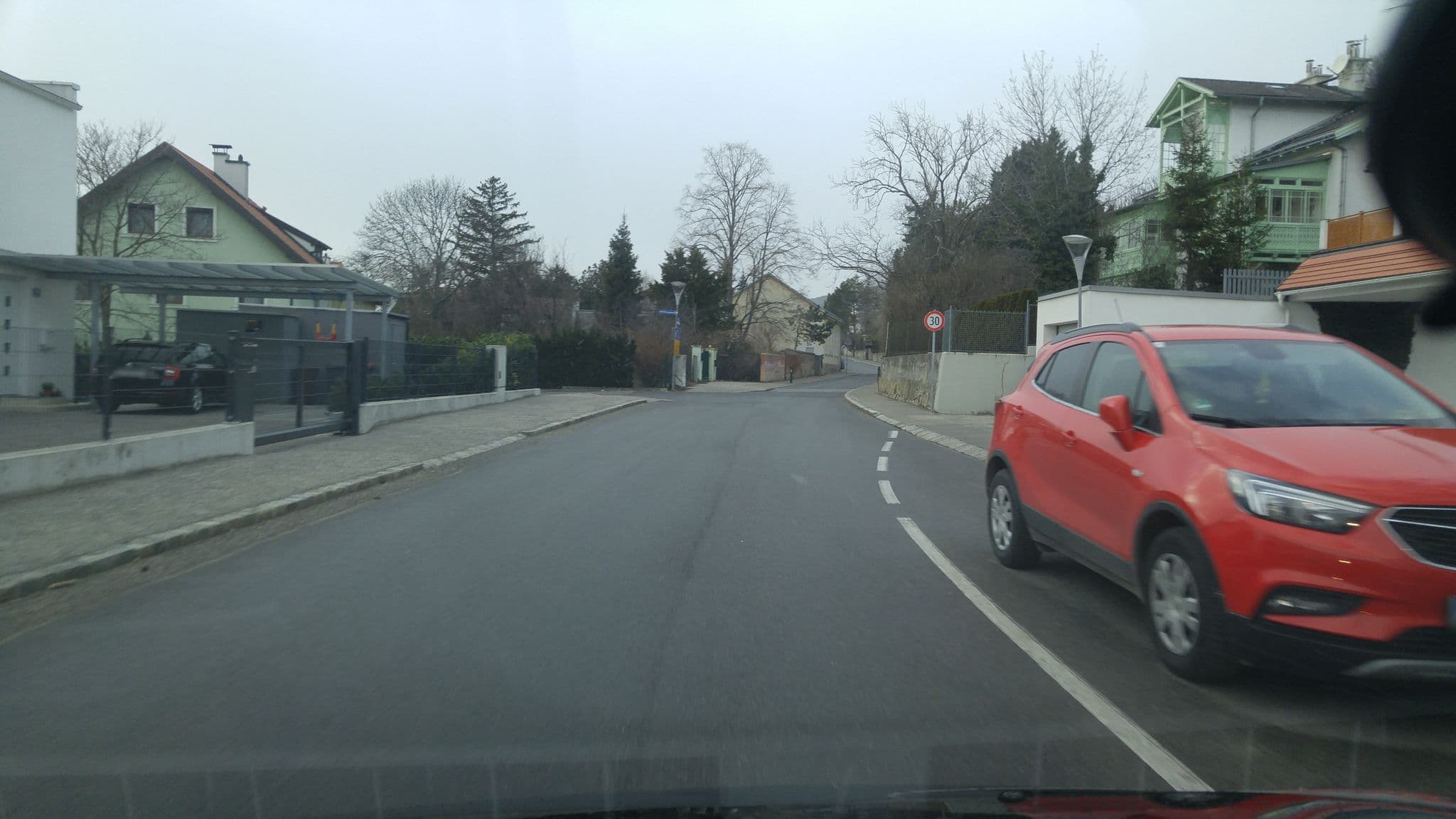 Street view near Fahrettin KOCAK, Bad Vöslau — © r0cky (CC BY-SA · Mapillary)