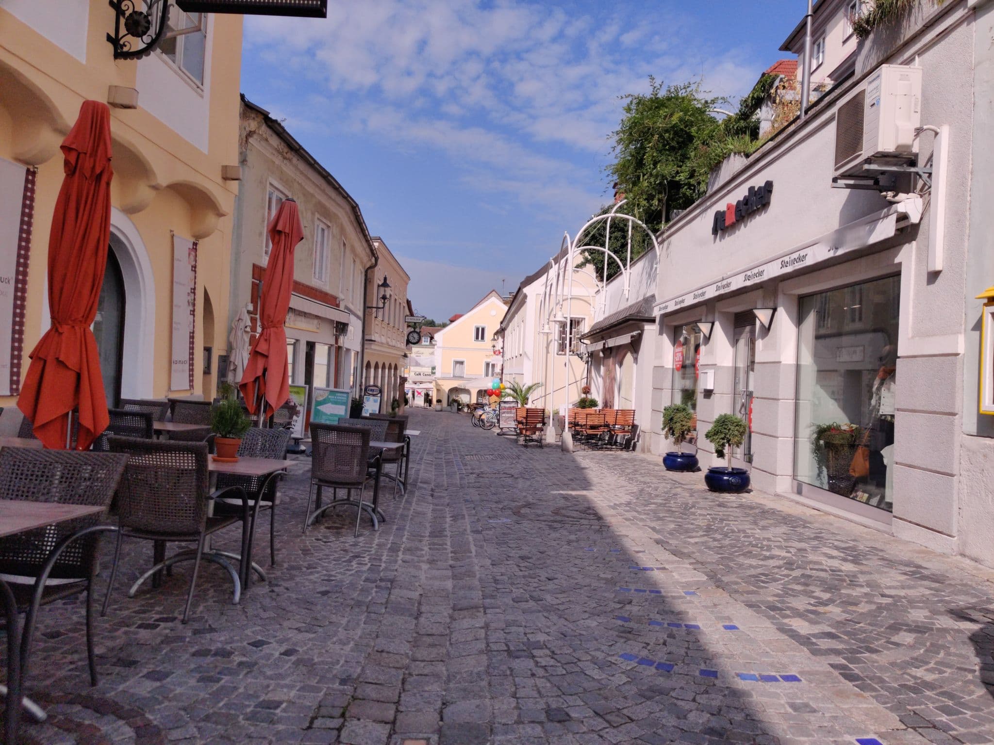 Street view near Gottwald GmbH & Co, Melk — © aceini (CC BY-SA · Mapillary)