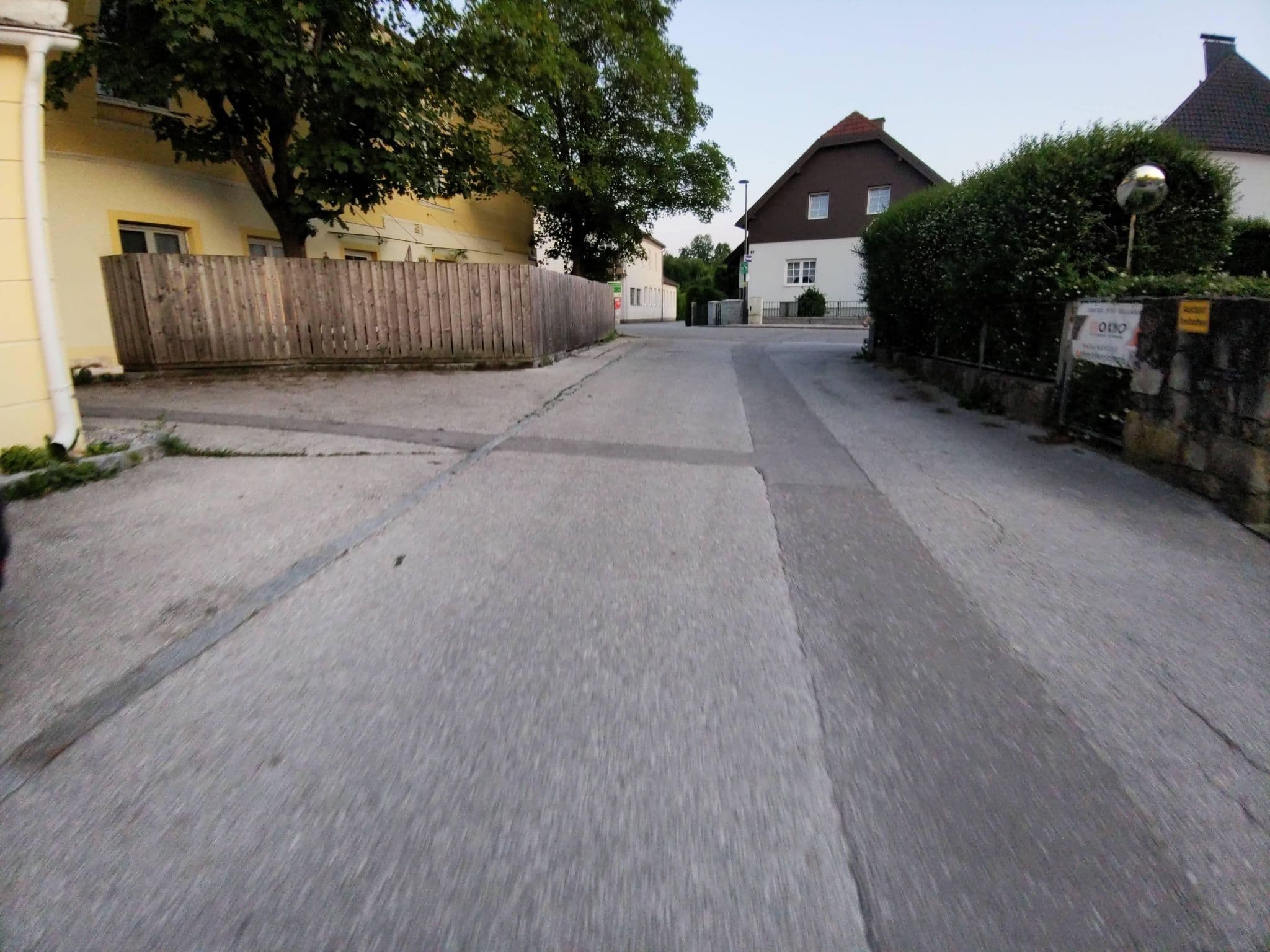 Street view near Landgasthof Reinberger, Wilhelmsburg — © icestormy (CC BY-SA · Mapillary)