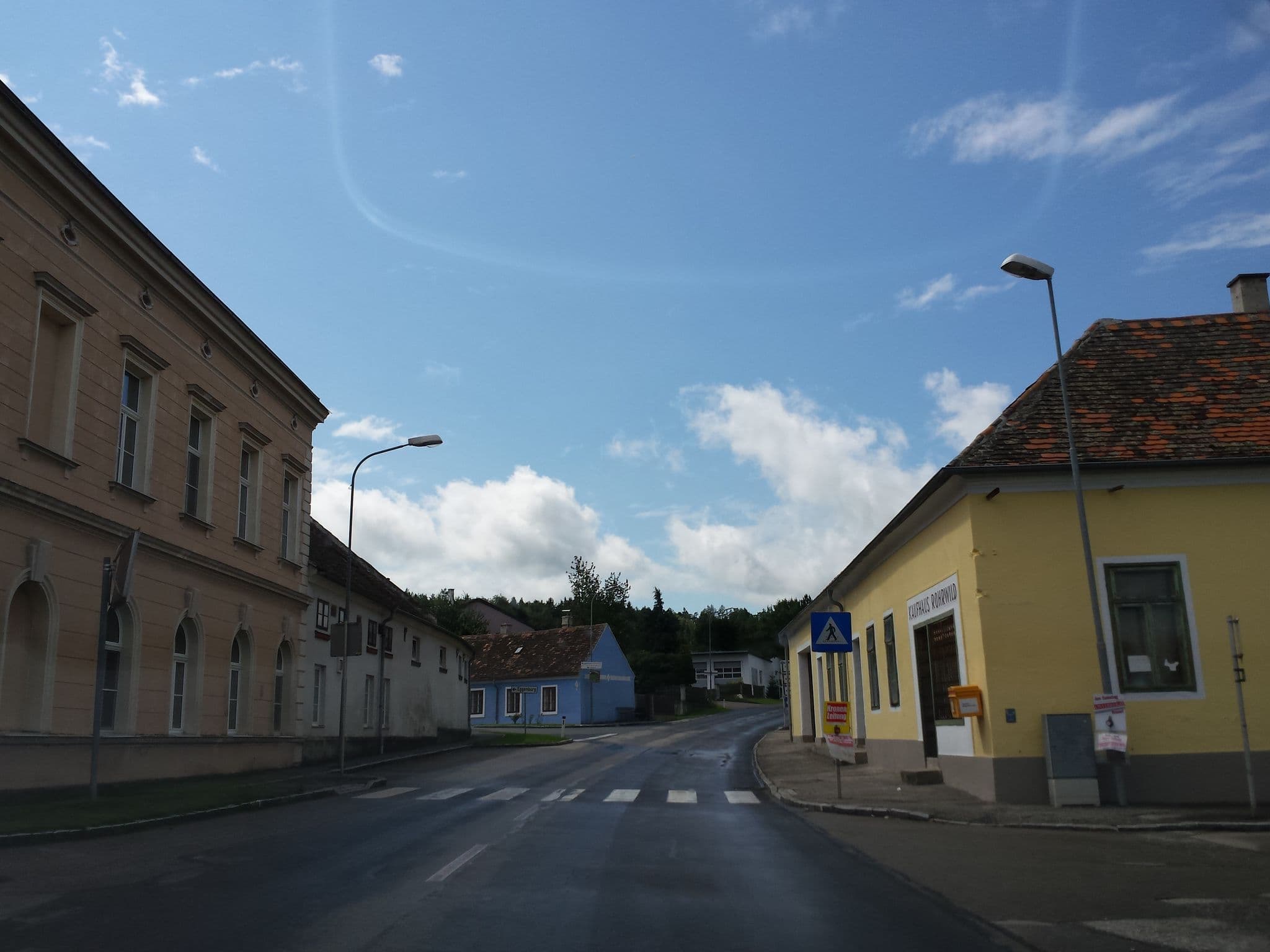 Street view near Gasthaus z braunen Bären, Horn — © rudolfmayer (CC BY-SA · Mapillary)