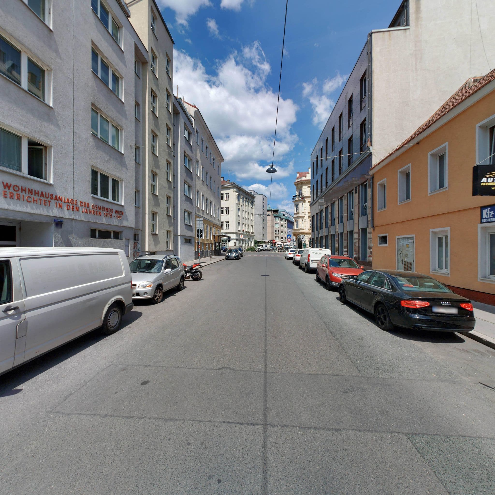 Street view near Hotel George Vienna, Fünfhaus — © eliasgander (CC BY-SA · Mapillary)