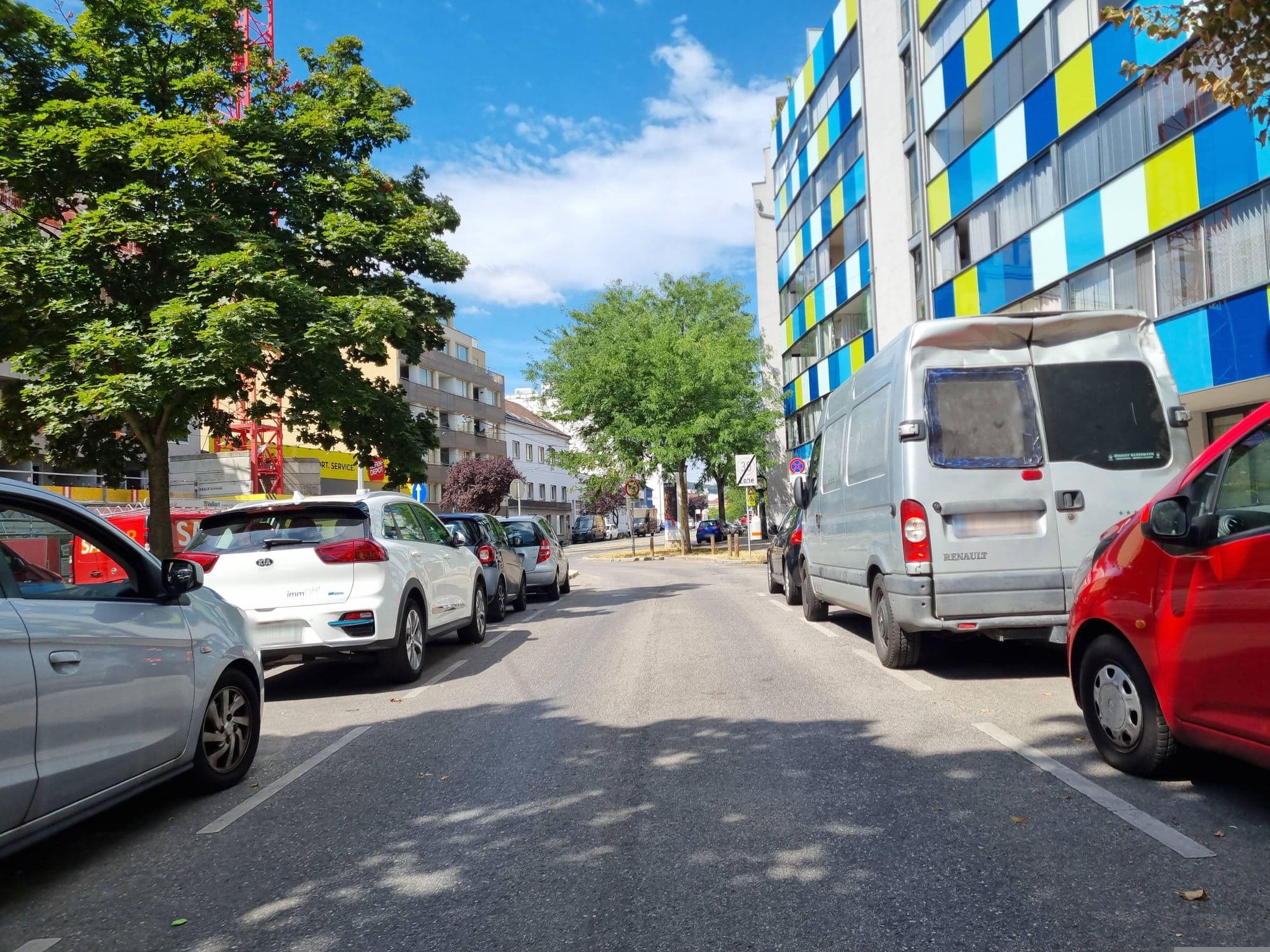 Street view near Room 133, Hietzing — © starfury (CC BY-SA · Mapillary)