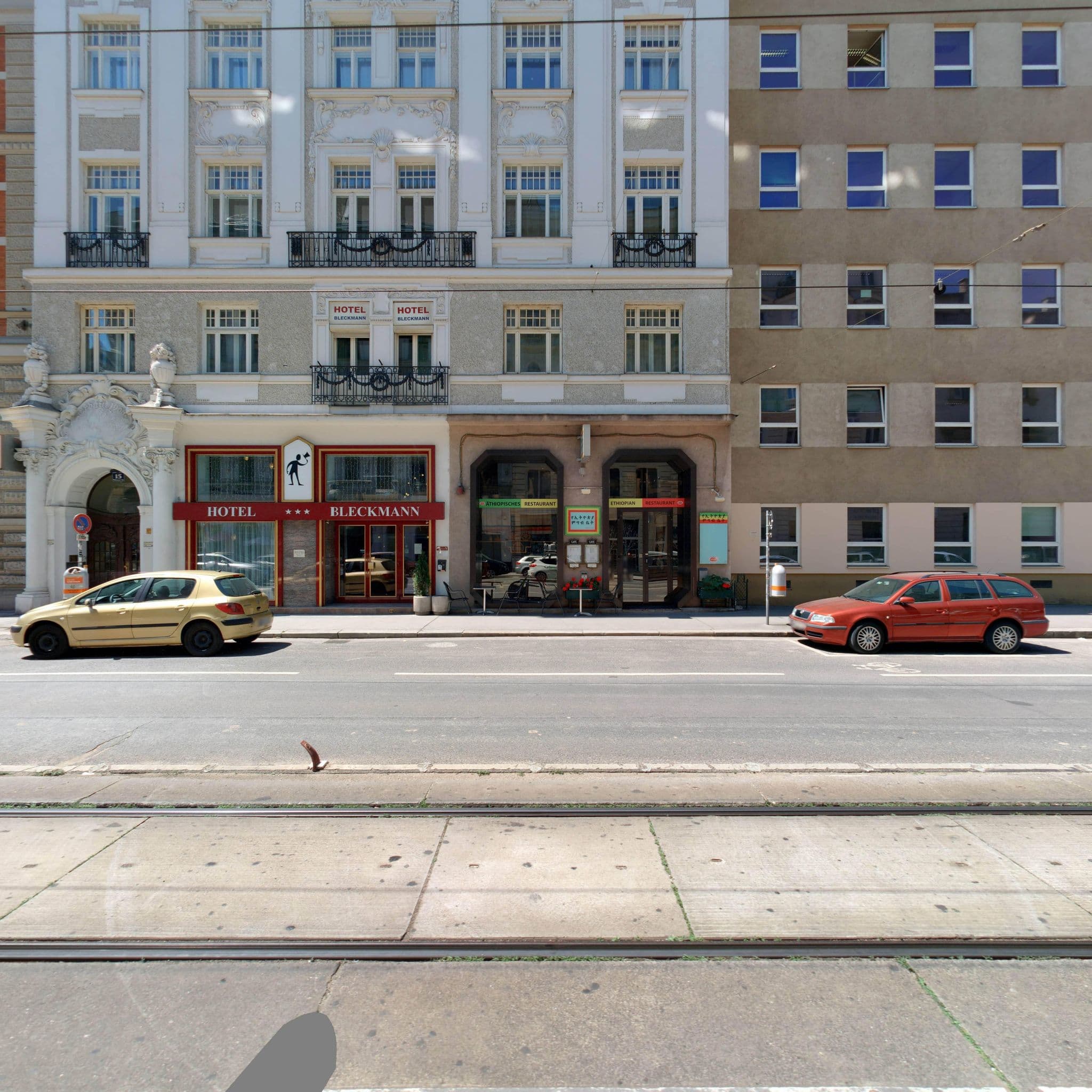 Street view near Hotel-Pension Bleckmann, Alsergrund — © eliasgander (CC BY-SA · Mapillary)