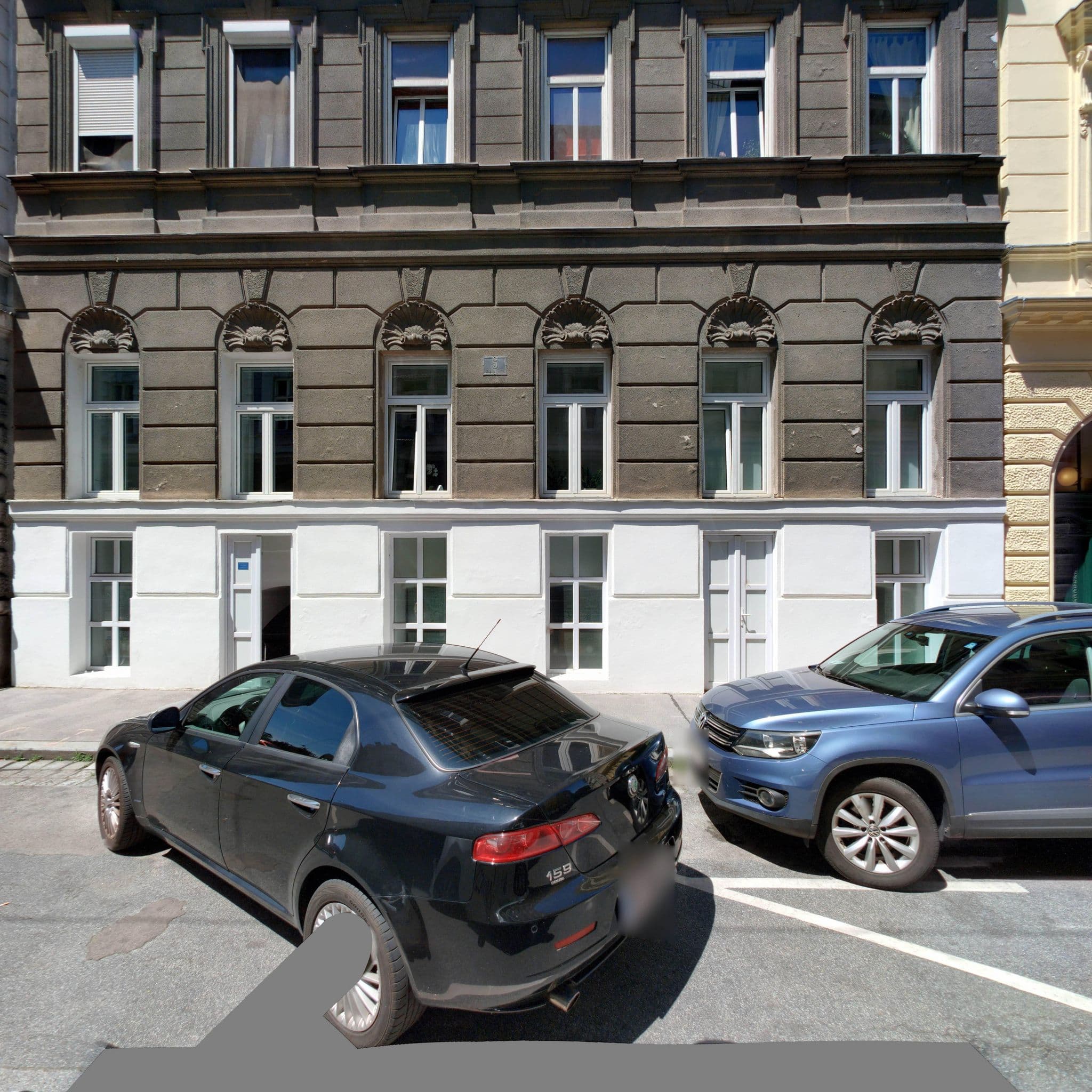 Street view near This is not a Hotel, Alsergrund — © eliasgander (CC BY-SA · Mapillary)