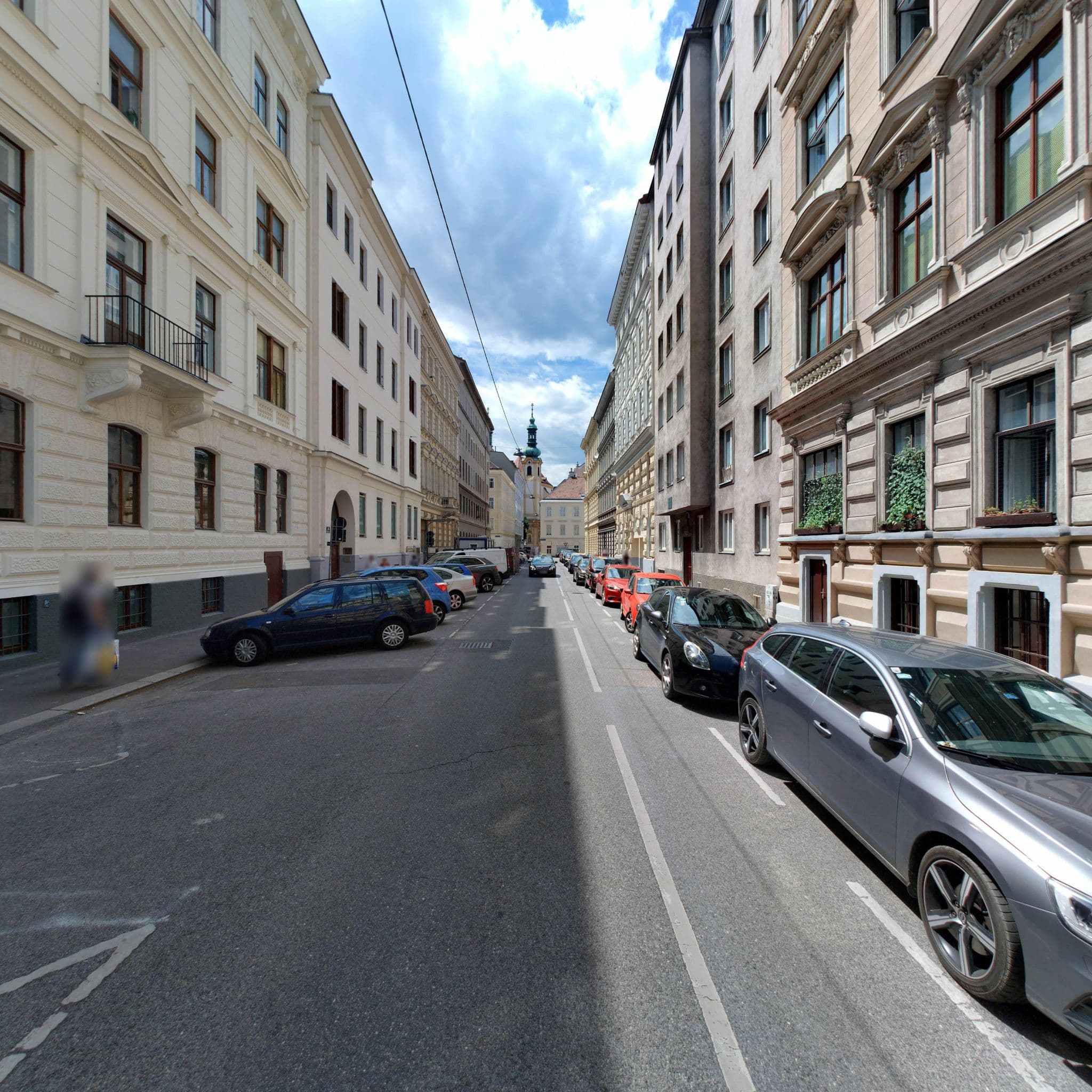 Street view near Waytostay, Alsergrund — © eliasgander (CC BY-SA · Mapillary)