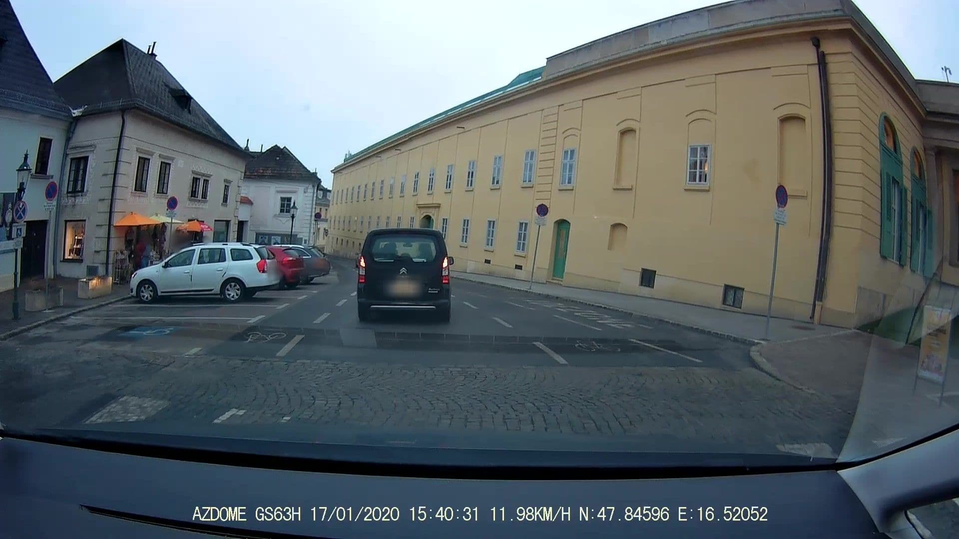 Street view near PanVital Immobilien Verwaltungs GmbH, Eisenstadt — © stefan147 (CC BY-SA · Mapillary)