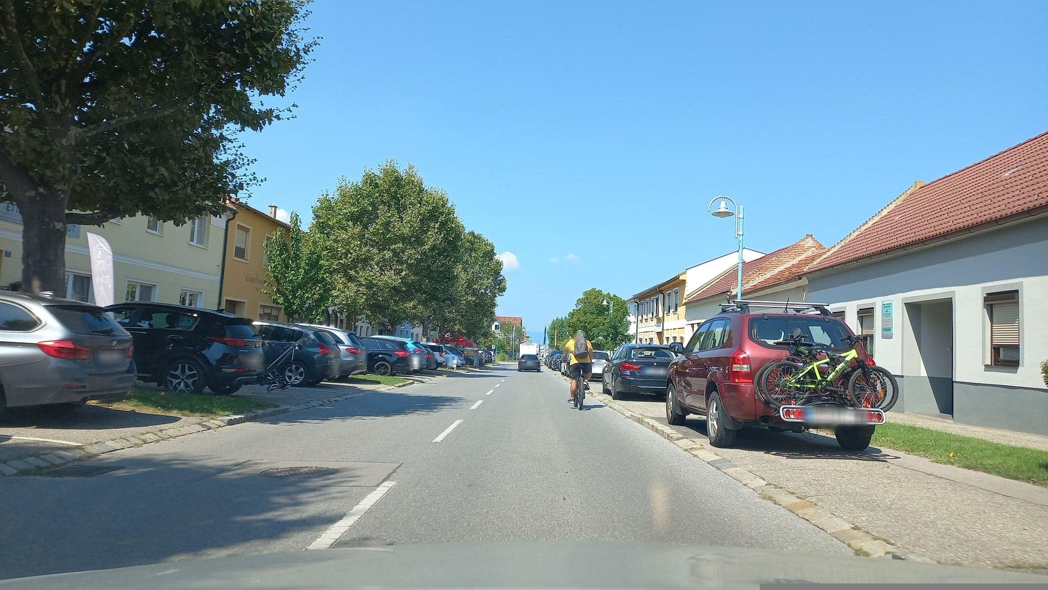 Street view near Ettl Johann jun - Frühstückspension u Weinbau, Podersdorf am See — © bordaben (CC BY-SA · Mapillary)