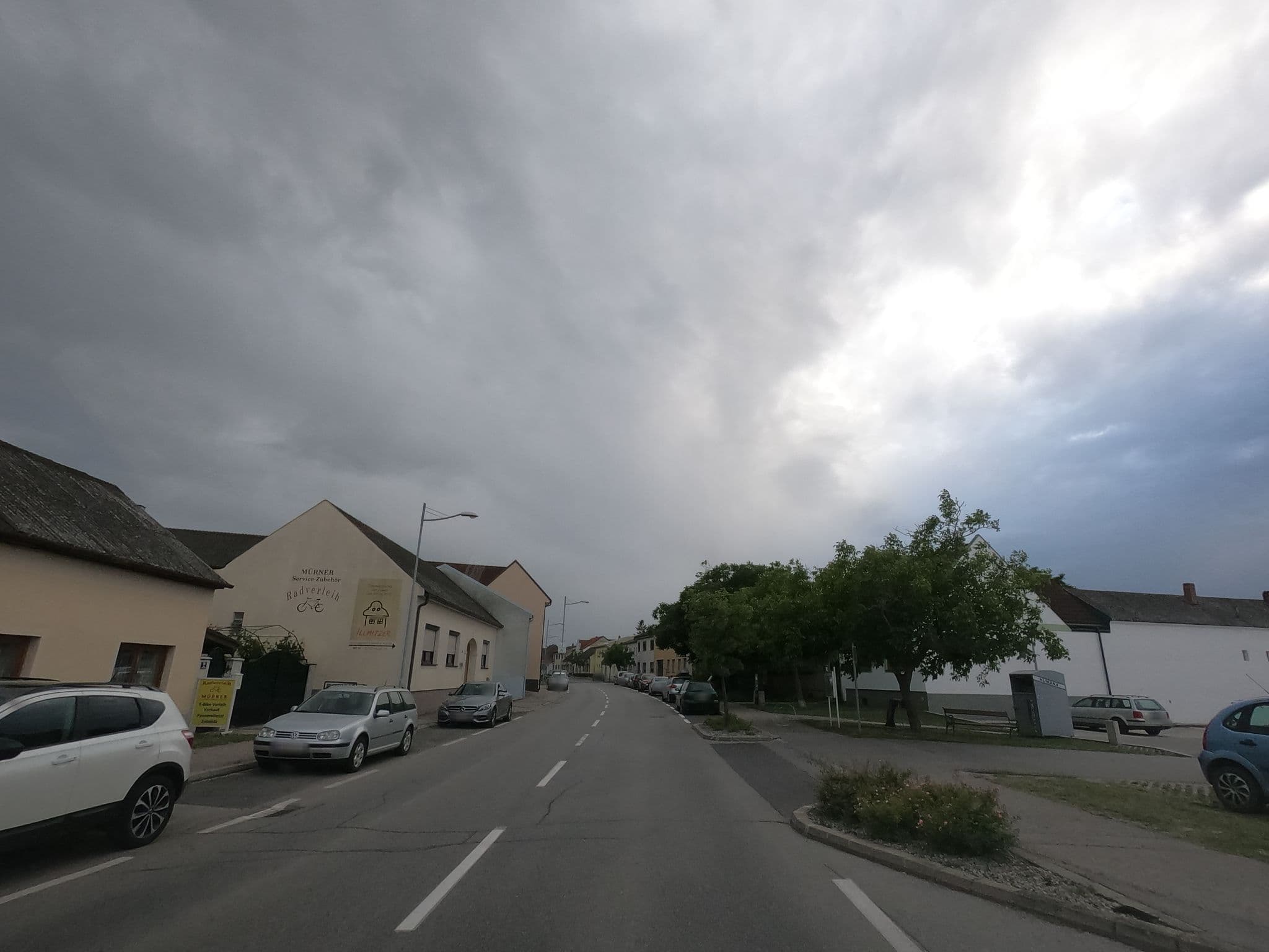 Street view near Weingut - Gästehaus Haidehof - Haider - Tschida, Illmitz — © flansch (CC BY-SA · Mapillary)