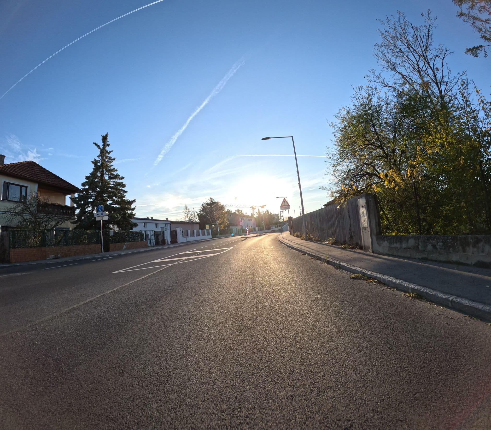 Street view near Bio-Naturkosmetik - vegan, tierfreundlich, ohne Zusatzstoffe, Lanzendorf — © erias (CC BY-SA · Mapillary)