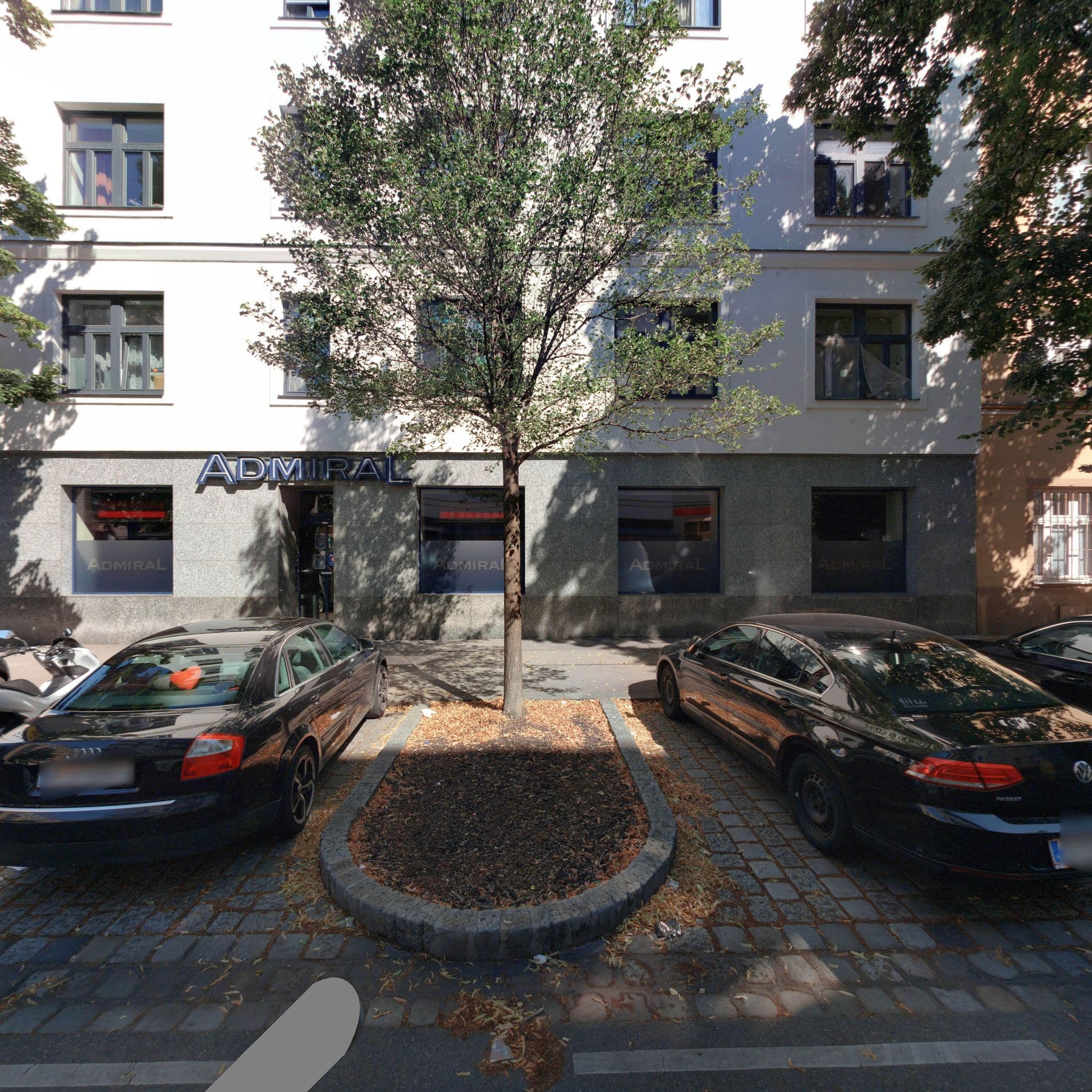 Street view near JR City Apartments Vienna, Brigittenau — © eliasgander (CC BY-SA · Mapillary)