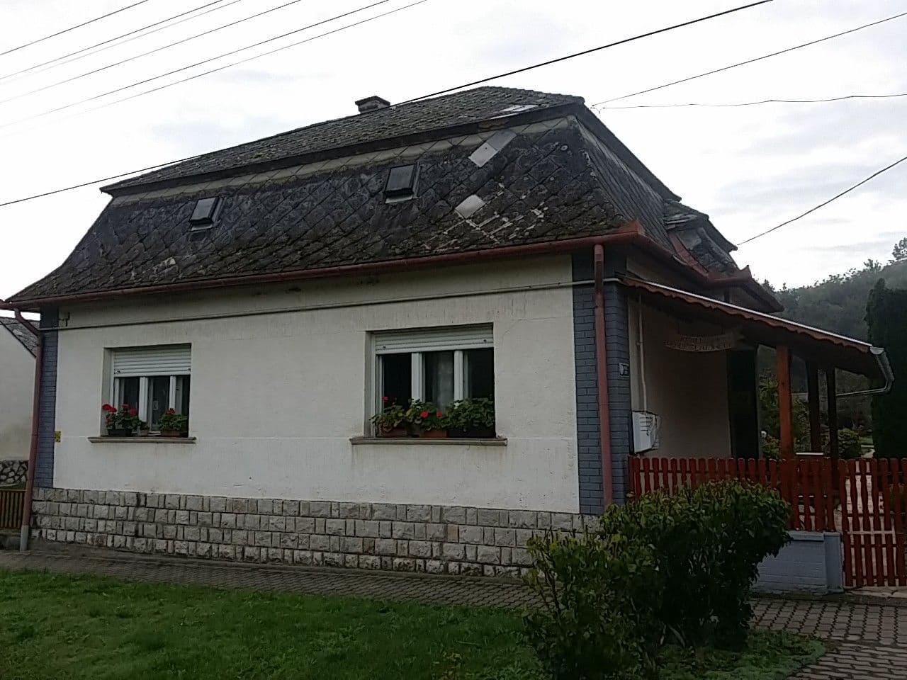 Street view near Borbás vendégház, Kaposmérő — © utvonalfelmeresek (CC BY-SA · Mapillary)