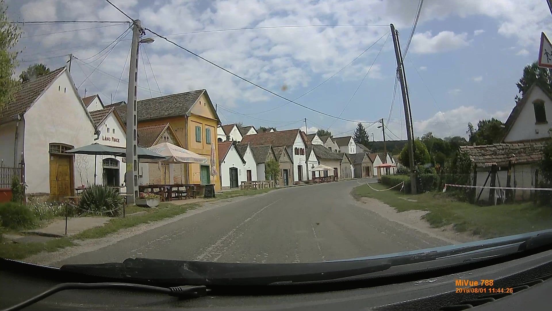 Street view near Pincesor vendégház, Villány — © geox123 (CC BY-SA · Mapillary)