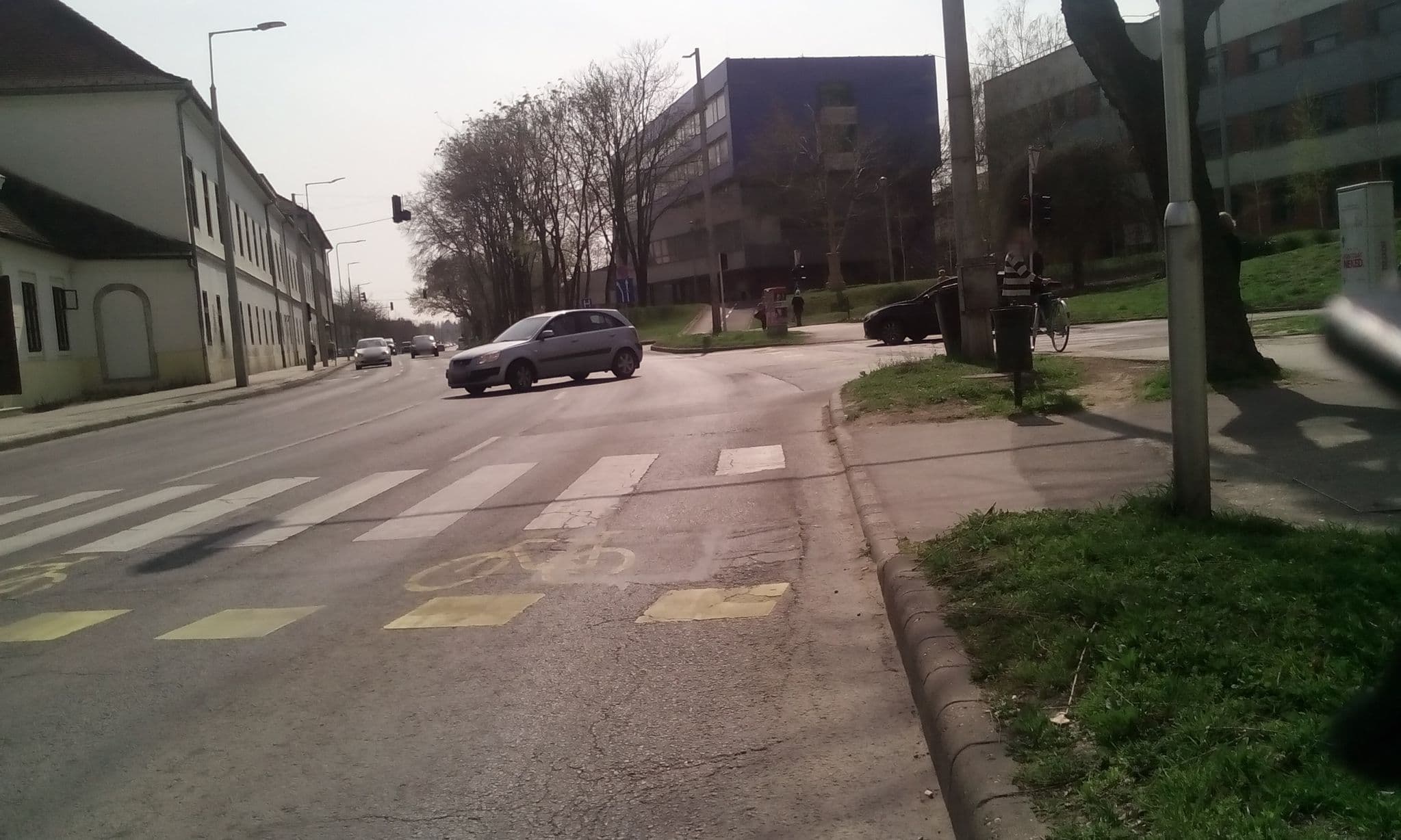 Street view near Málnás Macska Apartman Szekszárd, Szekszárd — © petymag (CC BY-SA · Mapillary)