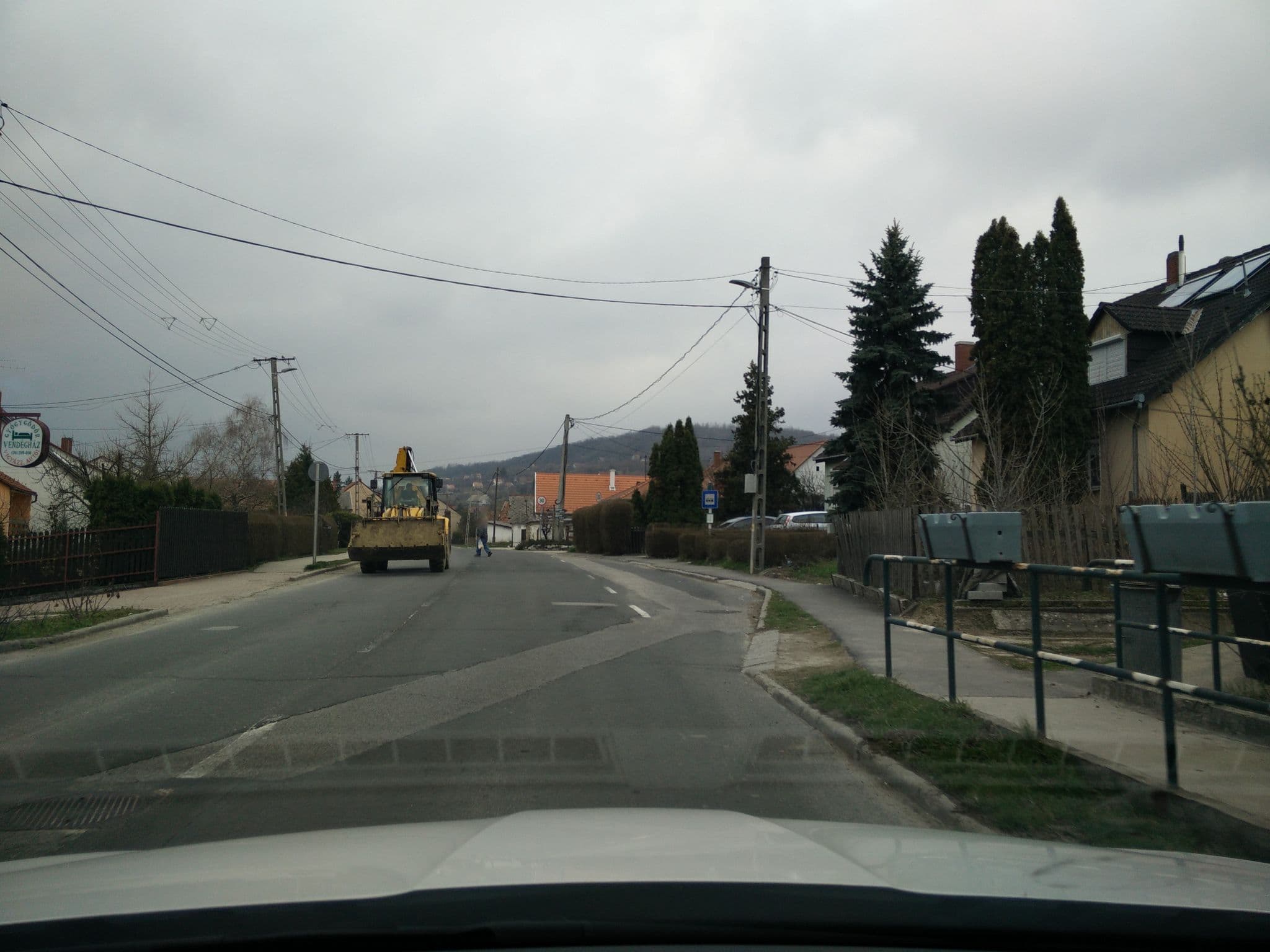 Street view near Gyógygödör Vendégház, Szekszárd — © grin (CC BY-SA · Mapillary)