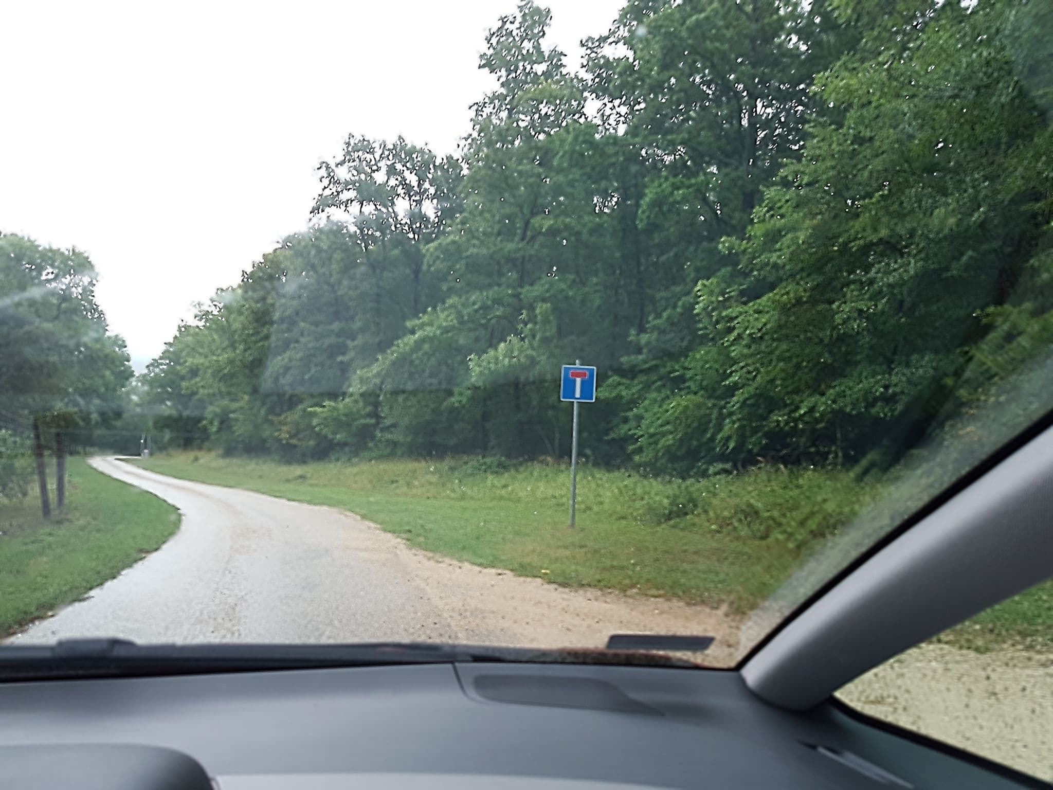Street view near Alsópere Park Szálló, Hajmáskér — © tamaes (CC BY-SA · Mapillary)