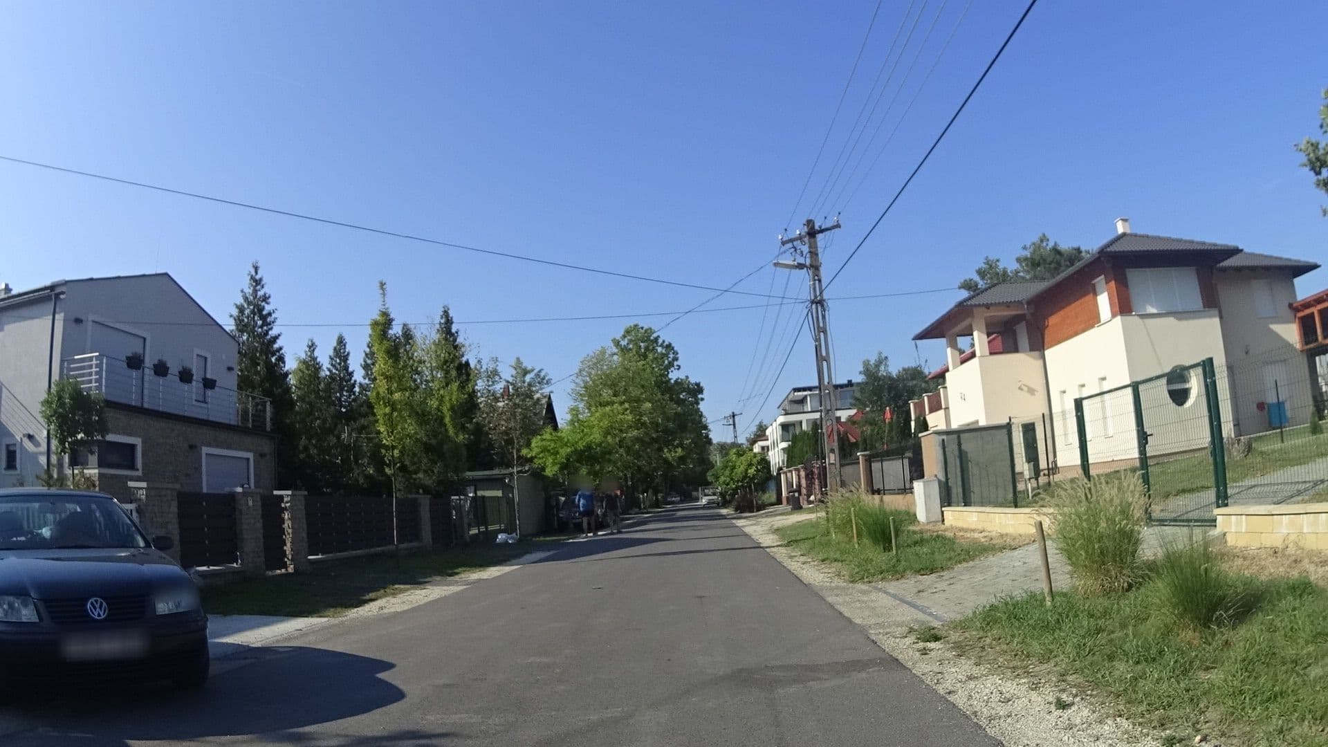 Street view near Vízparti apartmanok, Balatonföldvár — © ramap (CC BY-SA · Mapillary)