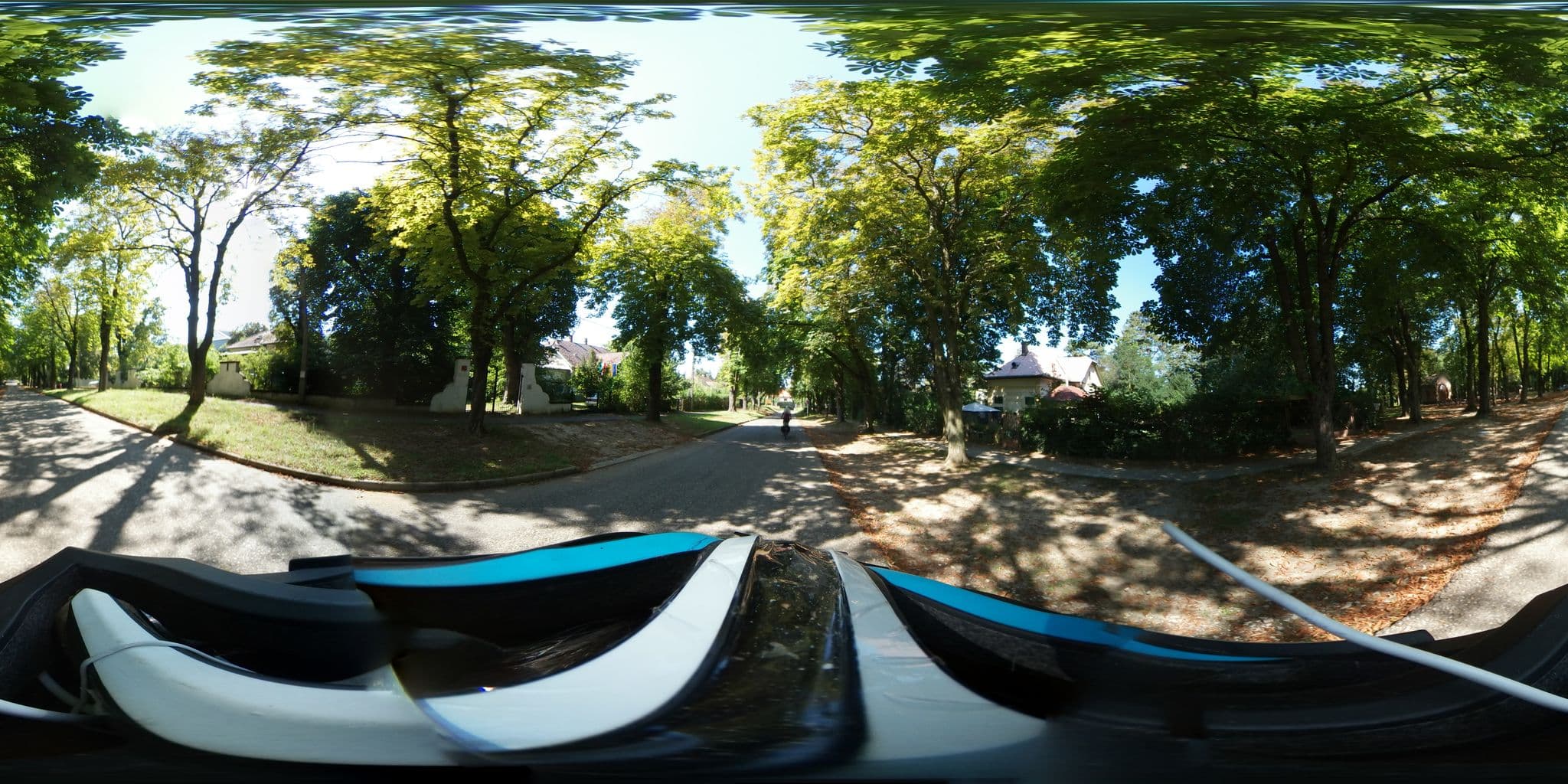 Street view near VDSZ Üdülő, Balatonszemes — © tamas (CC BY-SA · Mapillary)
