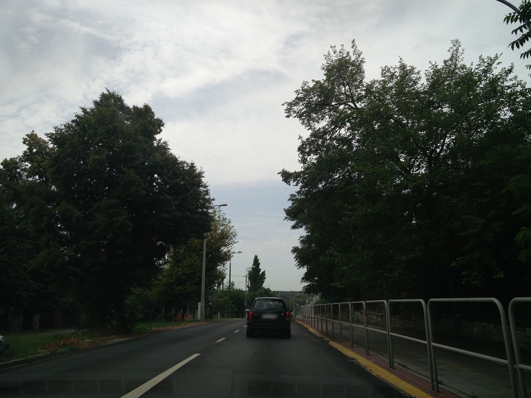 Street view near Zöld Tanoda Erdei Iskola, Várpalota — © kami911 (CC BY-SA · Mapillary)