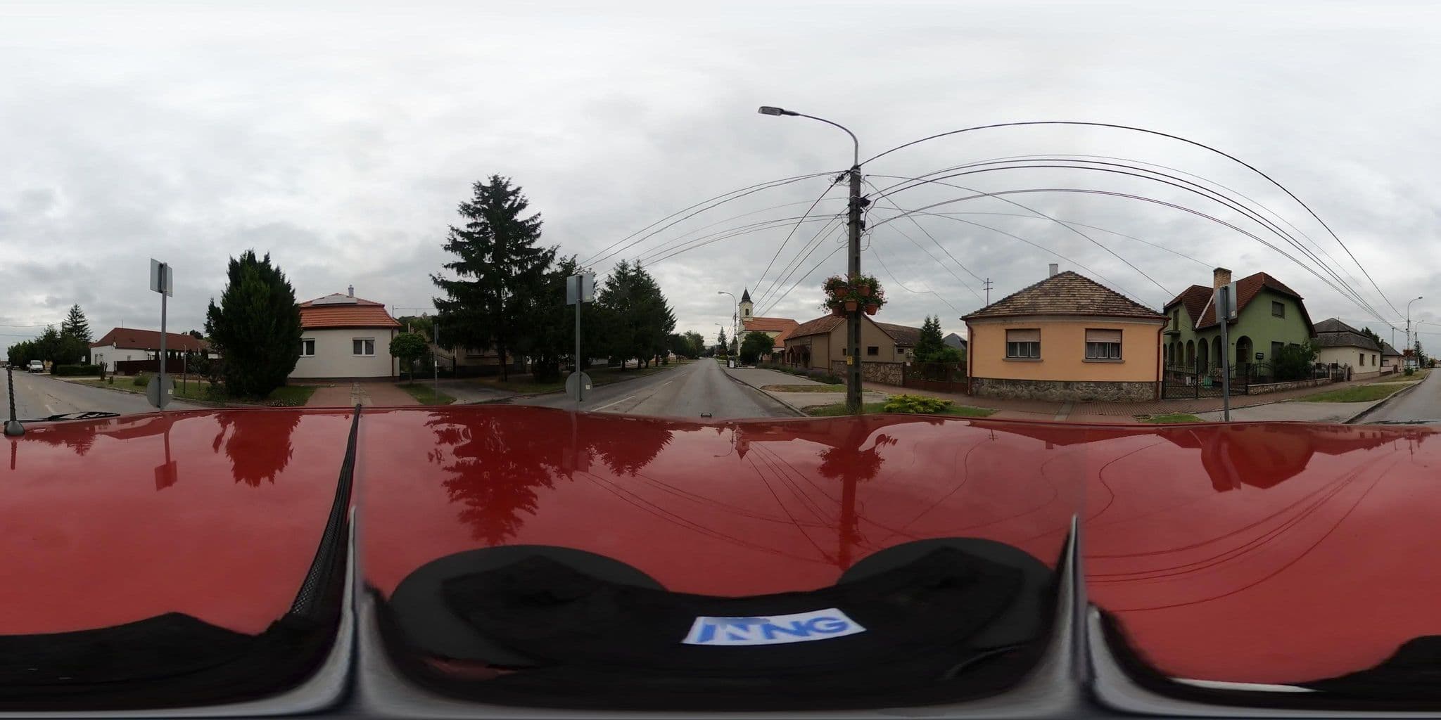Street view near Vadvirág Vendéglő és Panzió, Tatabánya — © osminng (CC BY-SA · Mapillary)
