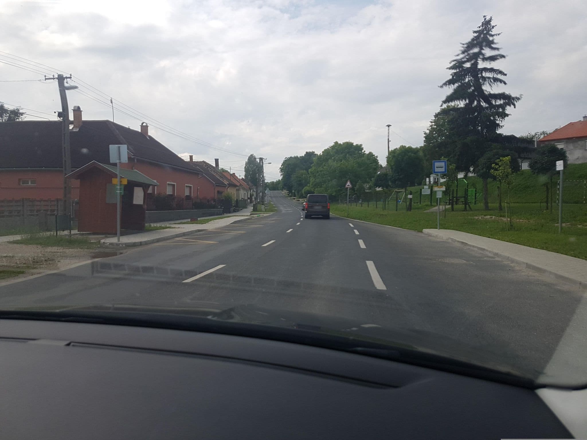 Street view near Virag Vendeghaz, Bajna — © brano (CC BY-SA · Mapillary)