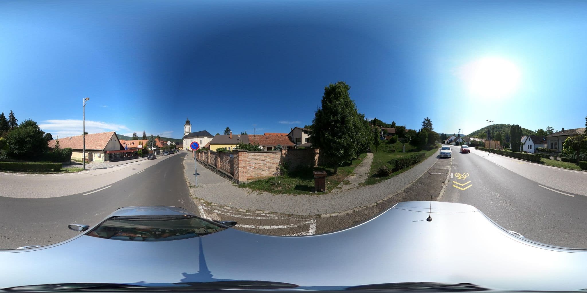 Street view near Pillangós-ház, Visegrád — © vst (CC BY-SA · Mapillary)
