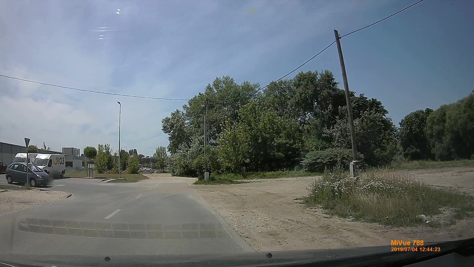 Street view near Fekete Macska Pizzéria Panzio, Tata — © geox123 (CC BY-SA · Mapillary)