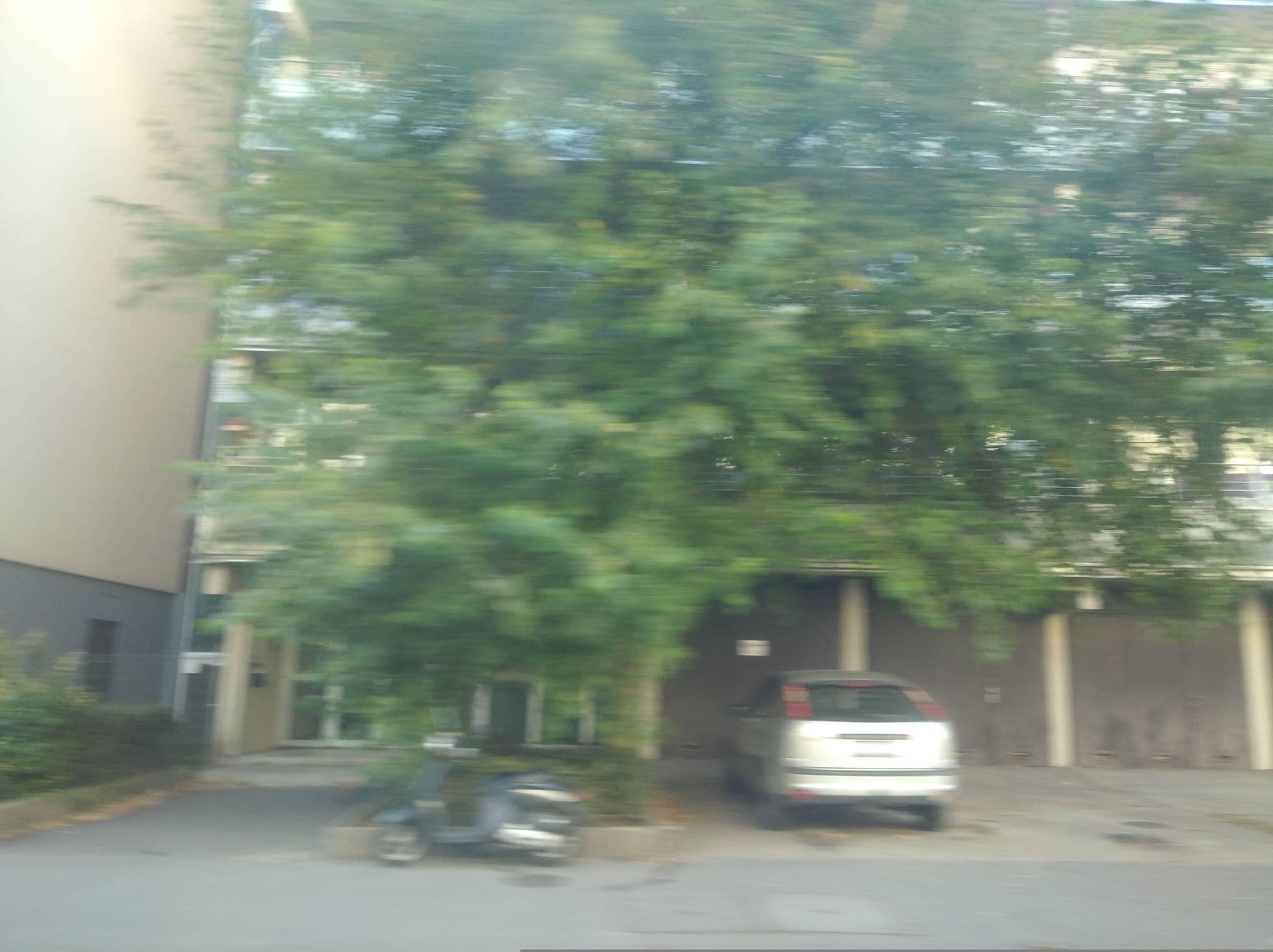 Street view near Bronson Apartman, Országút — © grozsa11 (CC BY-SA · Mapillary)