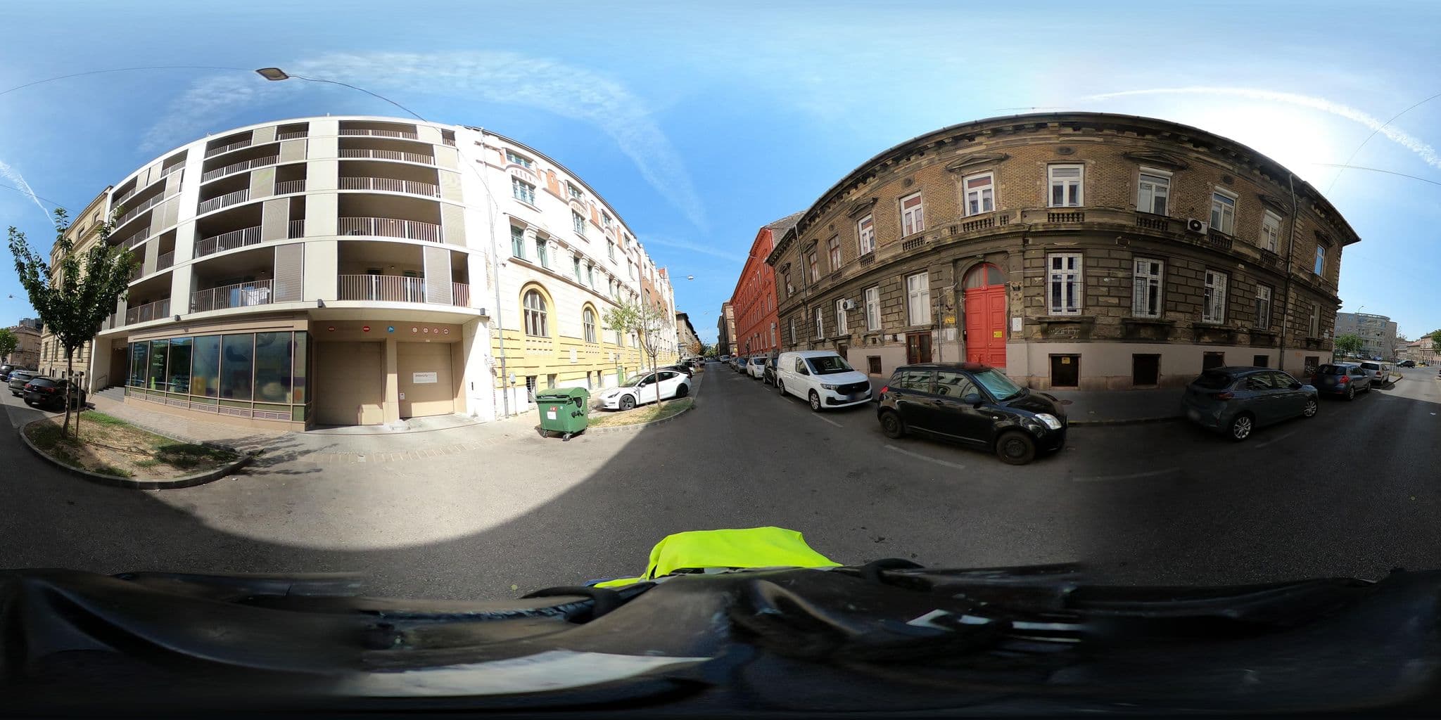 Street view near Alice Hostel, Pest — © grozsa11 (CC BY-SA · Mapillary)