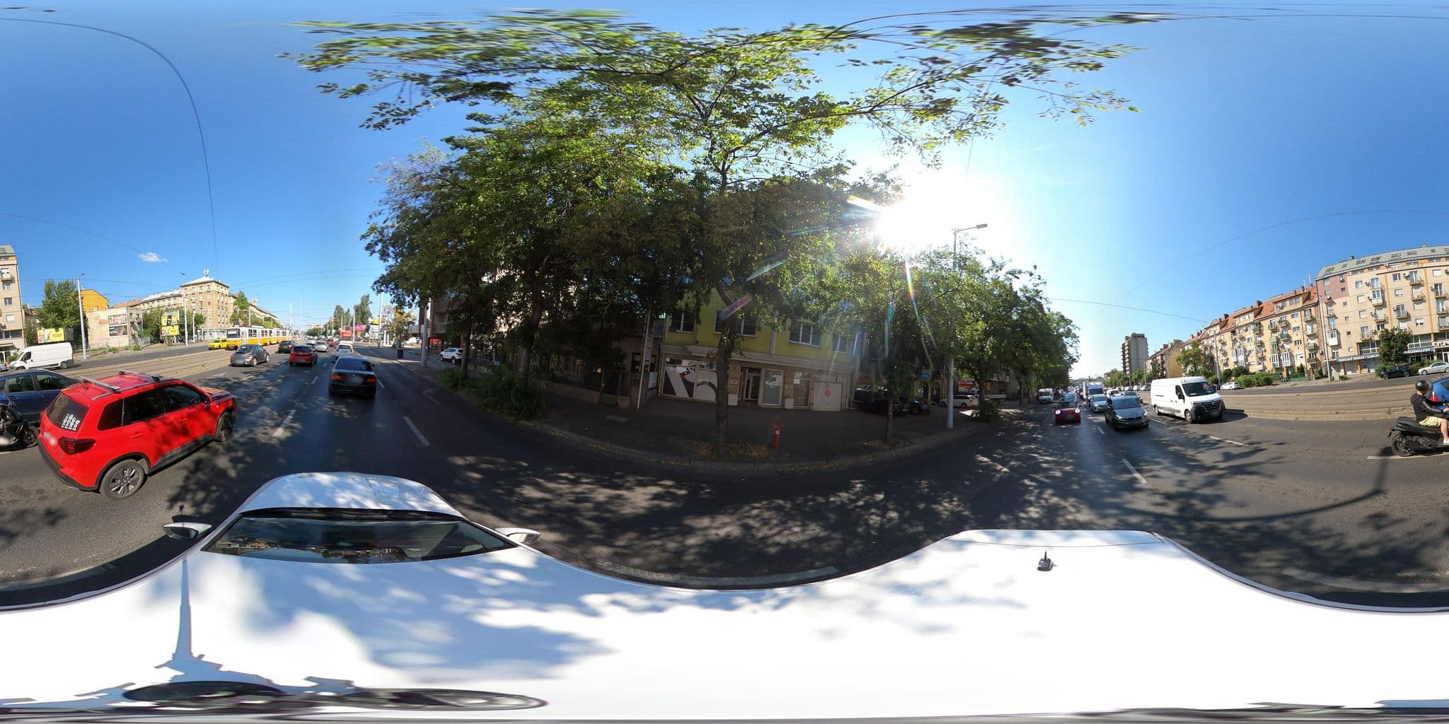 Street view near Hungaria Guesthouse, Istvánmező — © vst (CC BY-SA · Mapillary)
