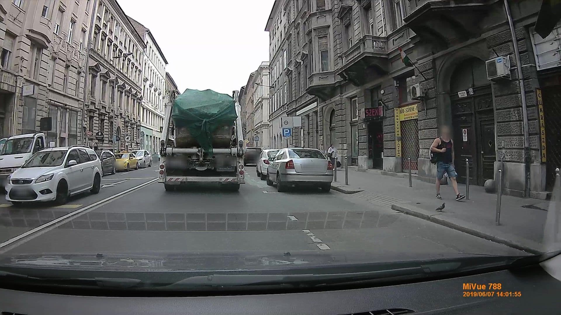 Street view near Maharaja, Belső-Ferencváros — © geox123 (CC BY-SA · Mapillary)