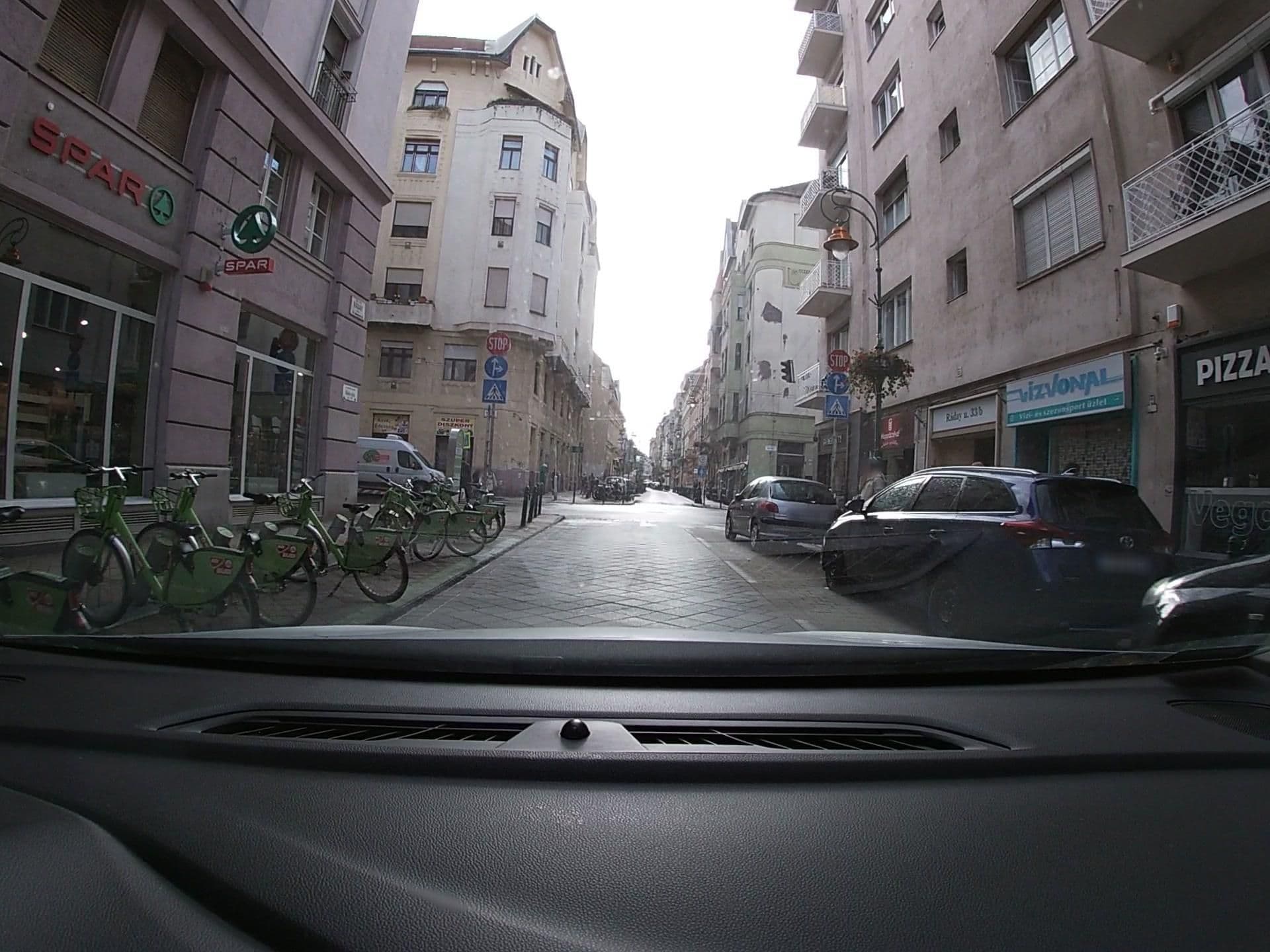 Street view near My First Apartment, Belső-Ferencváros — © vst (CC BY-SA · Mapillary)