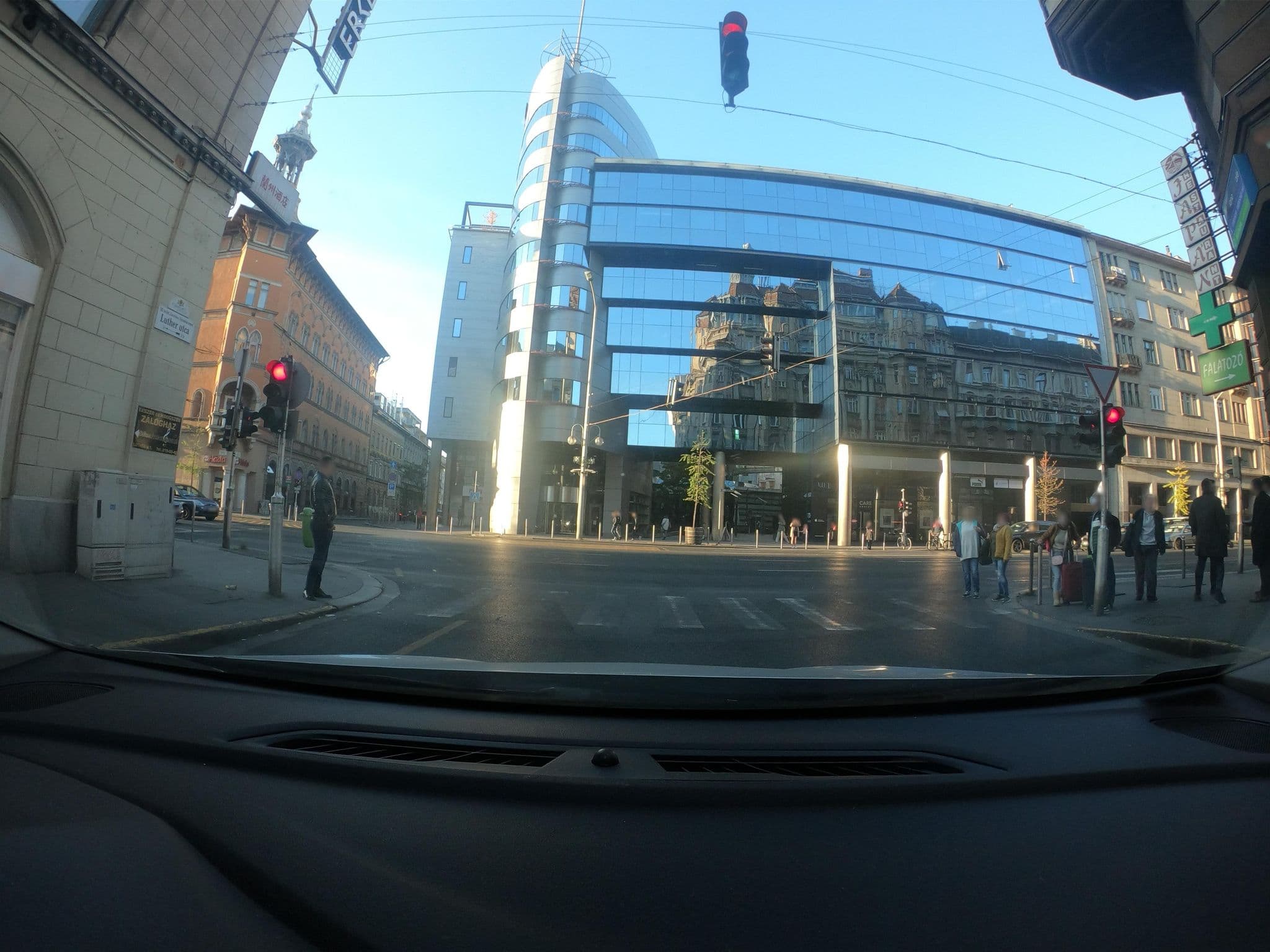 Street view near Luther Apartments, Népszínháznegyed — © vst (CC BY-SA · Mapillary)