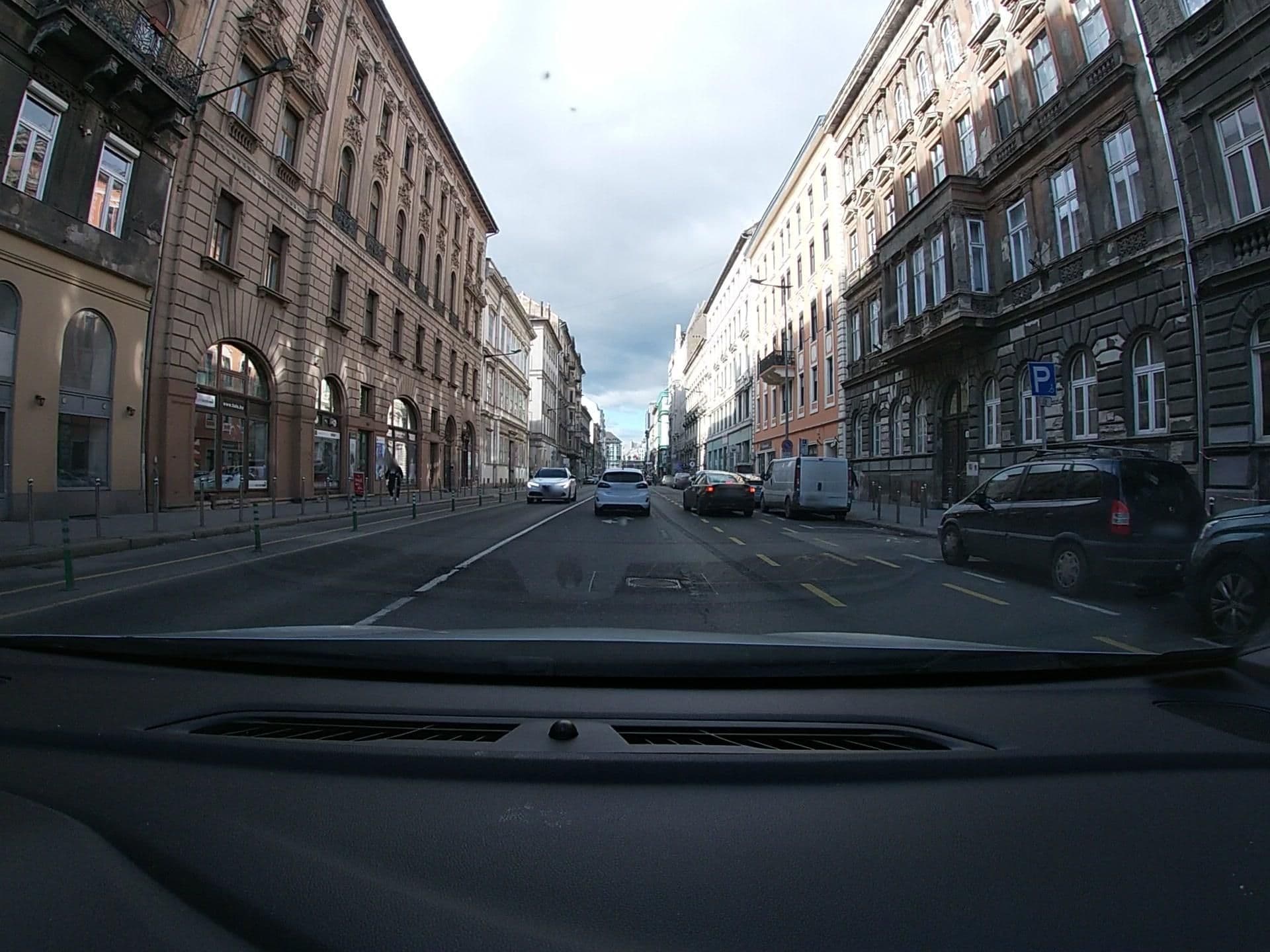 Street view near Mezzo Budapest, Belső-Ferencváros — © vst (CC BY-SA · Mapillary)