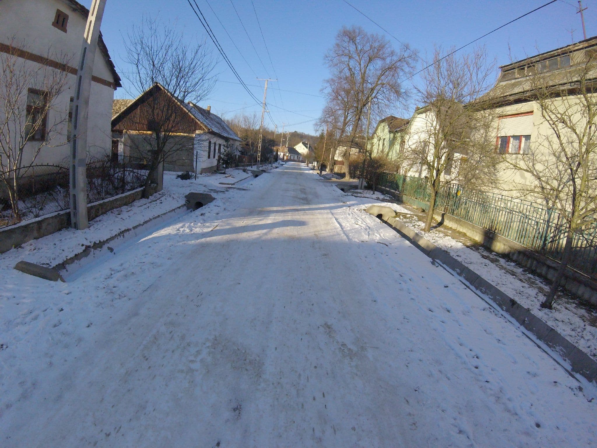 Street view near Sámsonháza Turistaszálló, Tar — © utvonalfelmeresek (CC BY-SA · Mapillary)