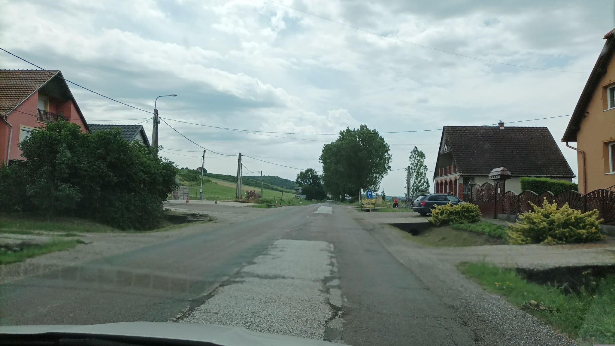 Street view near Nefelejcs Vendégház Egerbakta, Eger — © Heves (CC BY-SA · Mapillary)