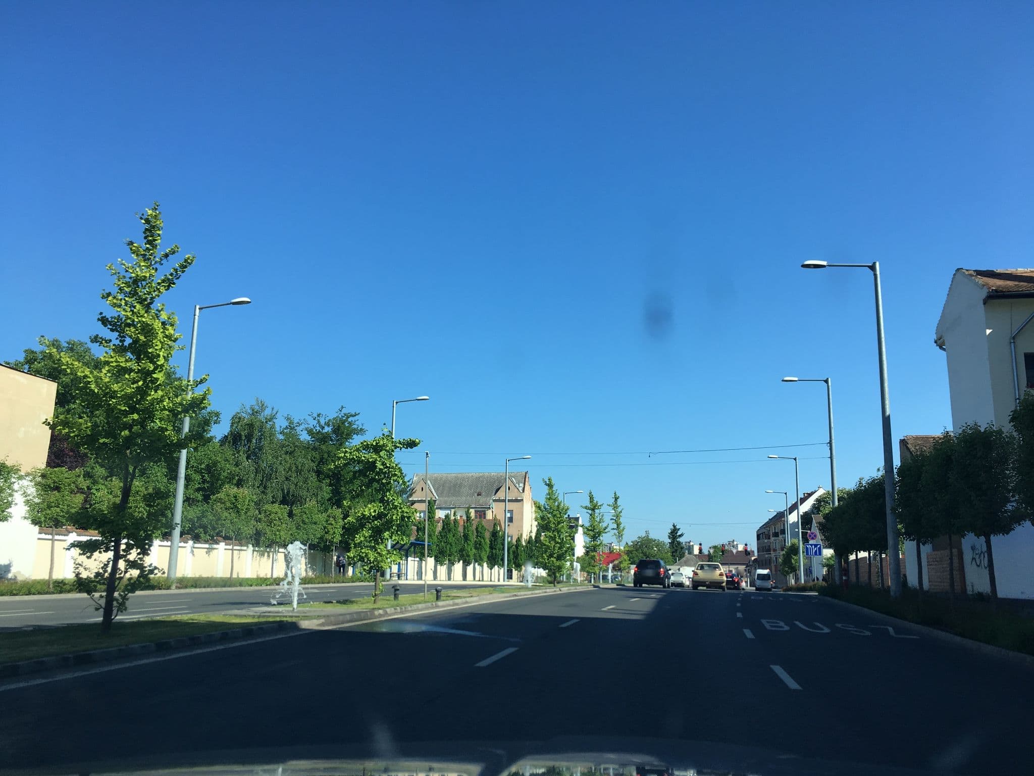 Street view near Civis Gold Apartman, Debrecen — © zsolt (CC BY-SA · Mapillary)
