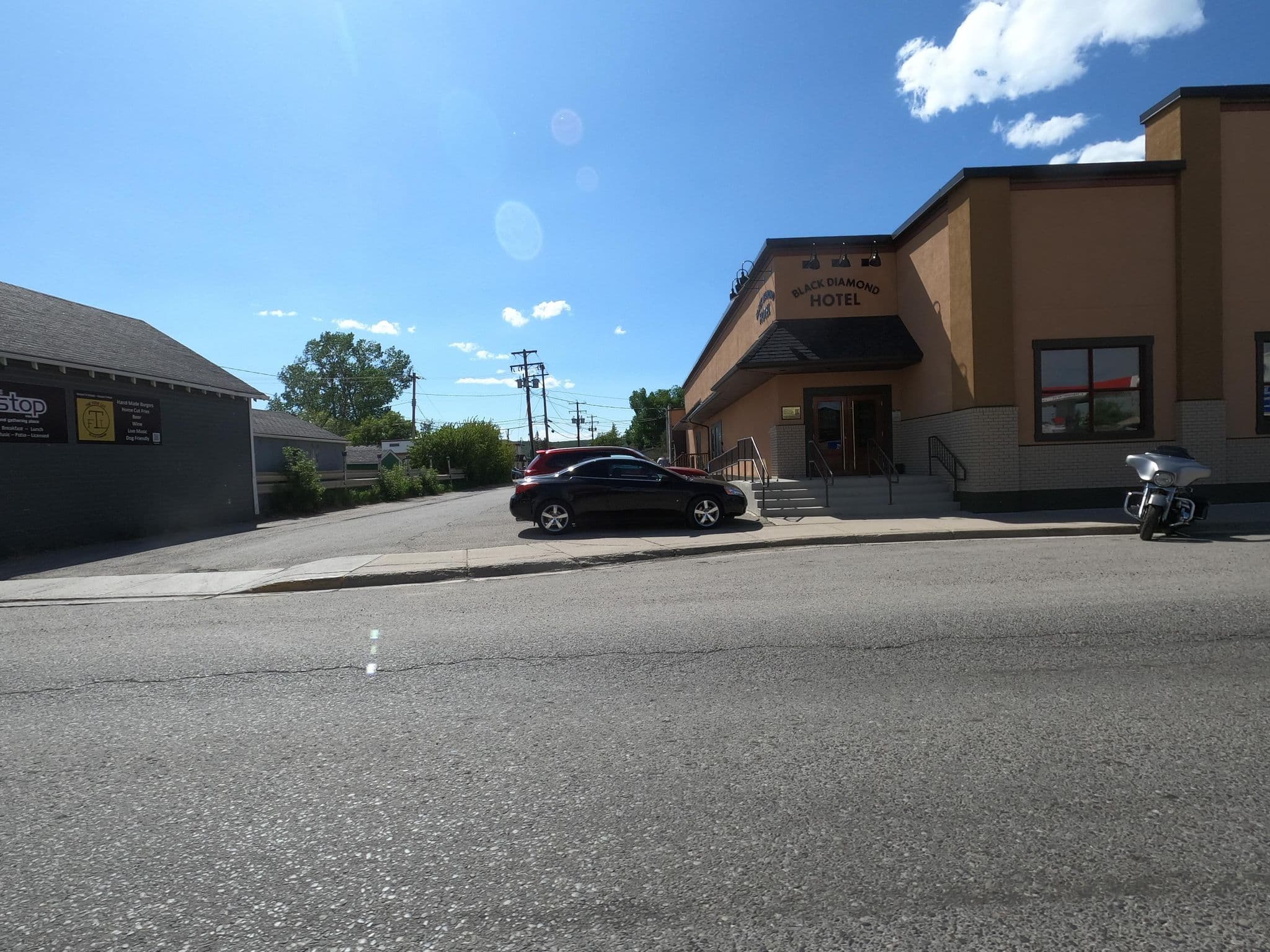 Street view near Black Diamond Hotel, Black Diamond — © plan_c (CC BY-SA · Mapillary)