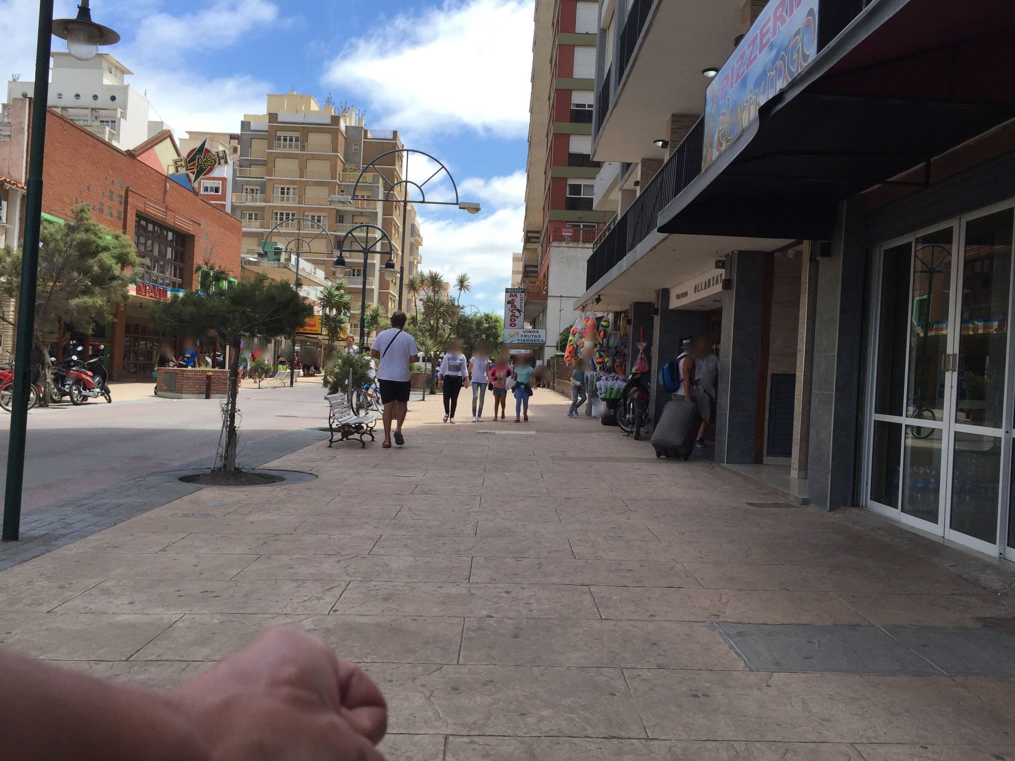 Street view near Hotel Ideal, Miramar — © nicolas17 (CC BY-SA · Mapillary)